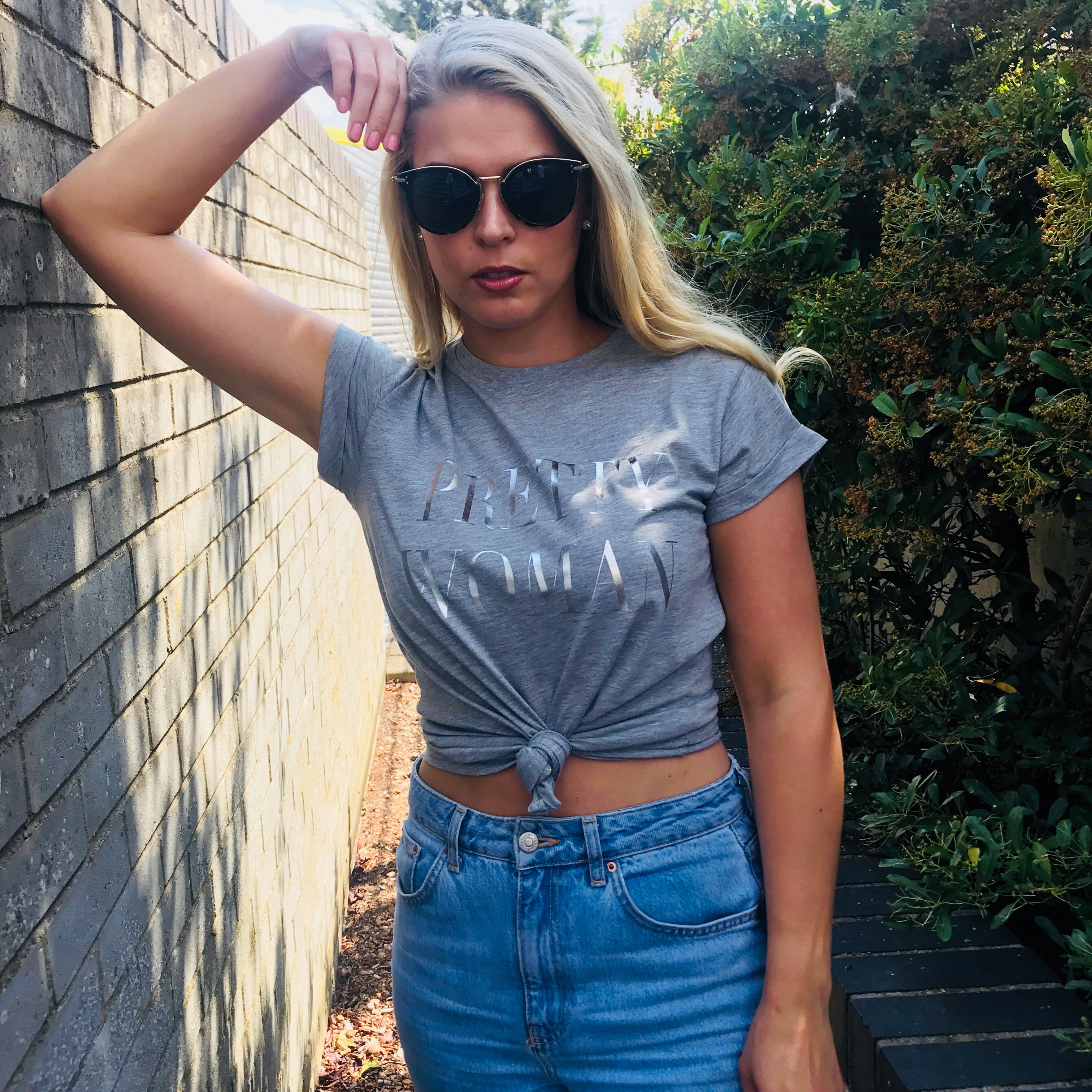 PRETTY WOMAN METALLIC - CT082 SLOGAN T SHIRT