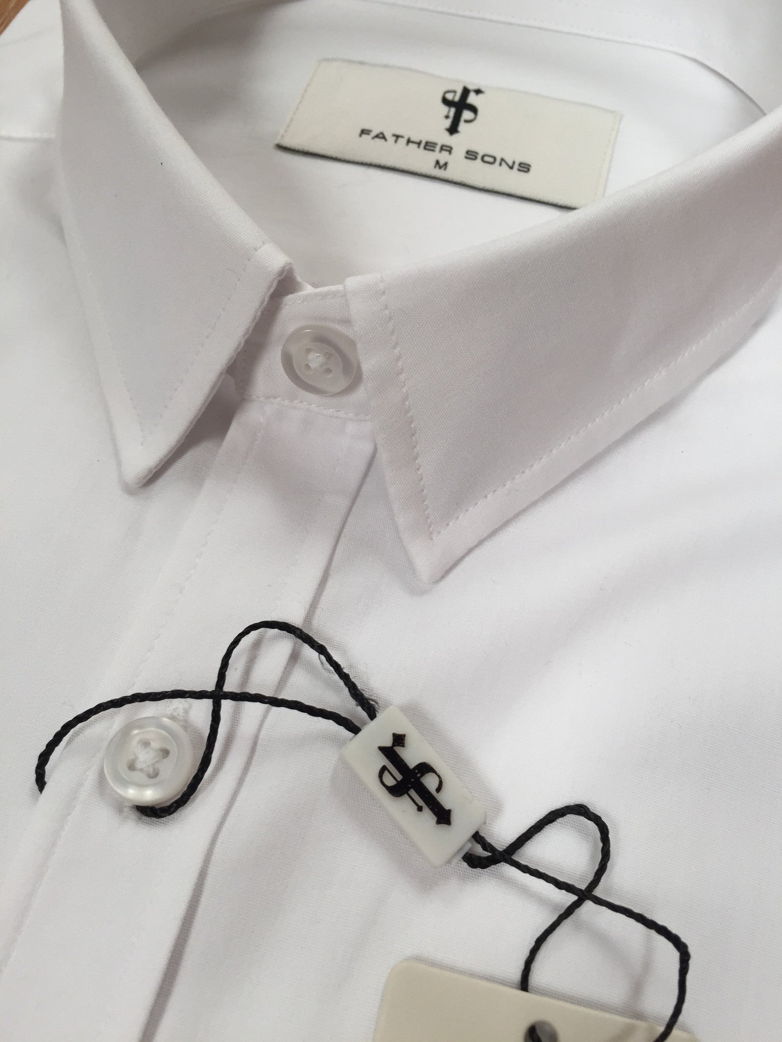 Classic White - FS009