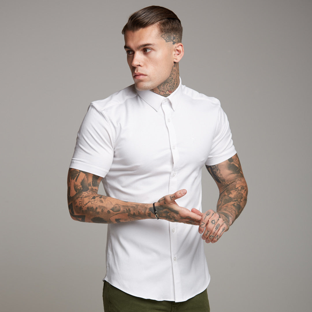Super Slim Luxe Ultra Stretch Classic White Short Sleeve - FS332