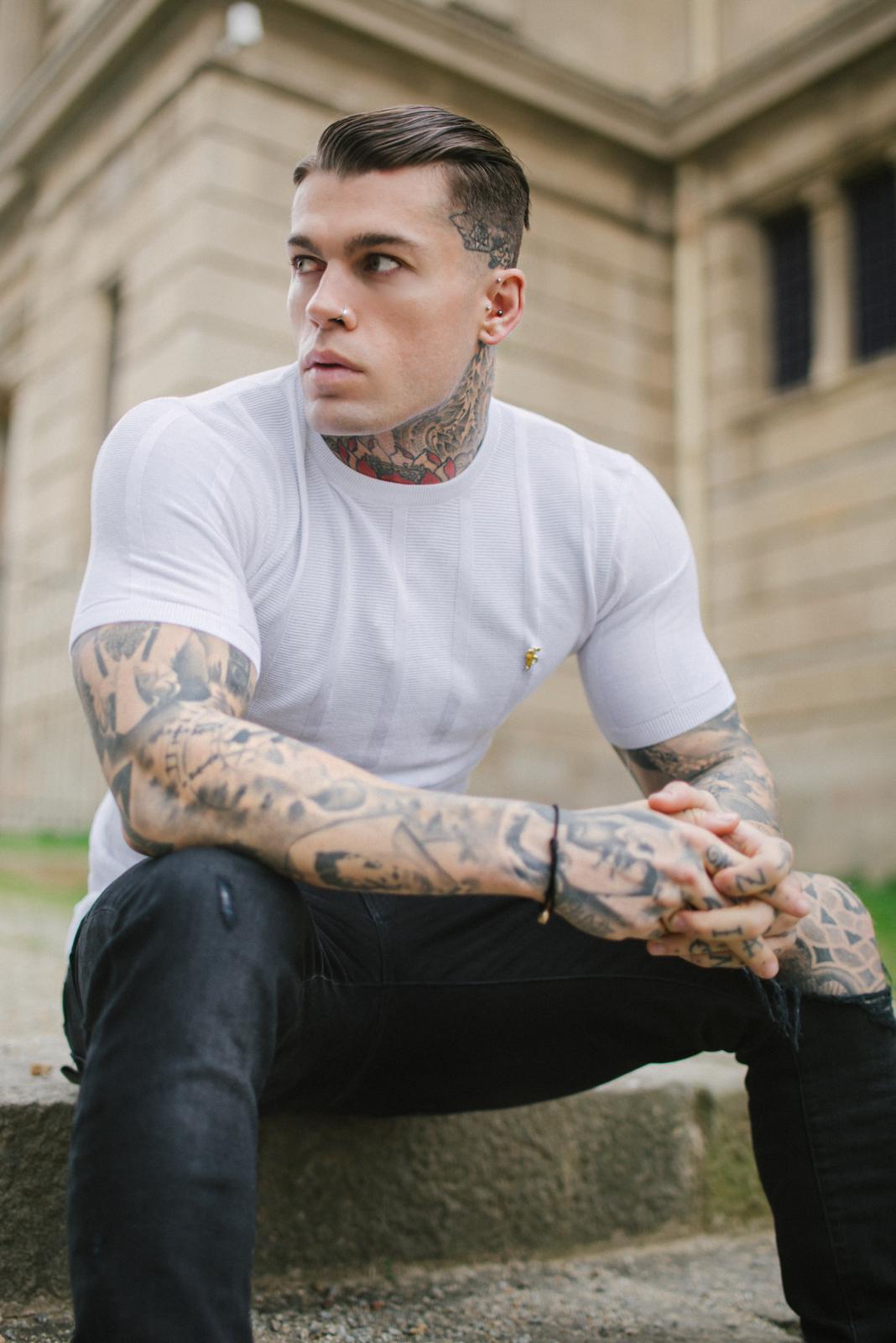 Classic Short Sleeve White Knitted Wide Rib Crew with Gold Emblem - FSH512