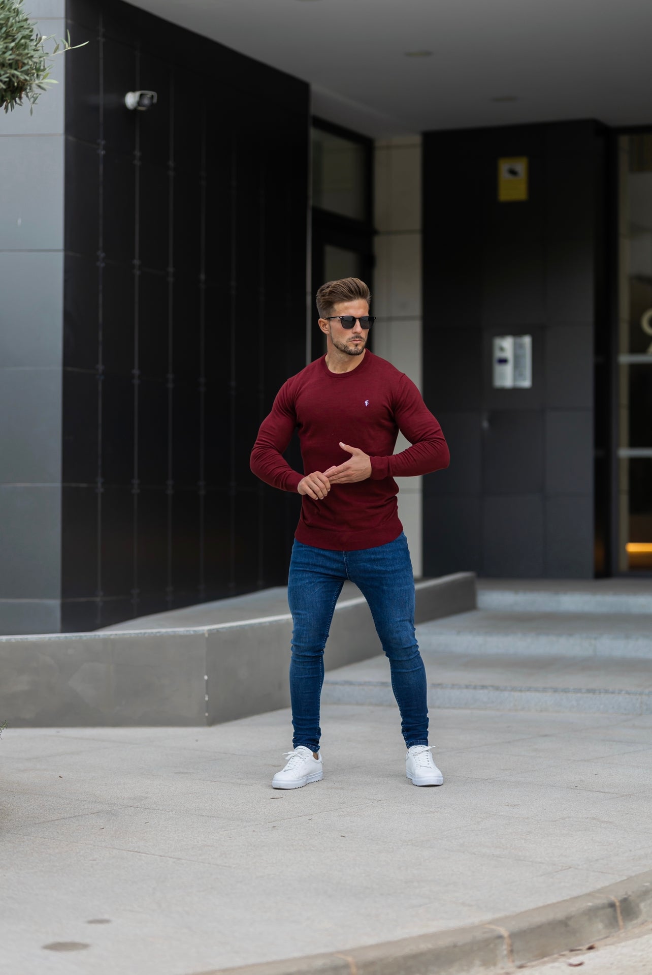 Classic Burgundy Light Weight Knitted Crew Neck with Metal Decal - FSN097