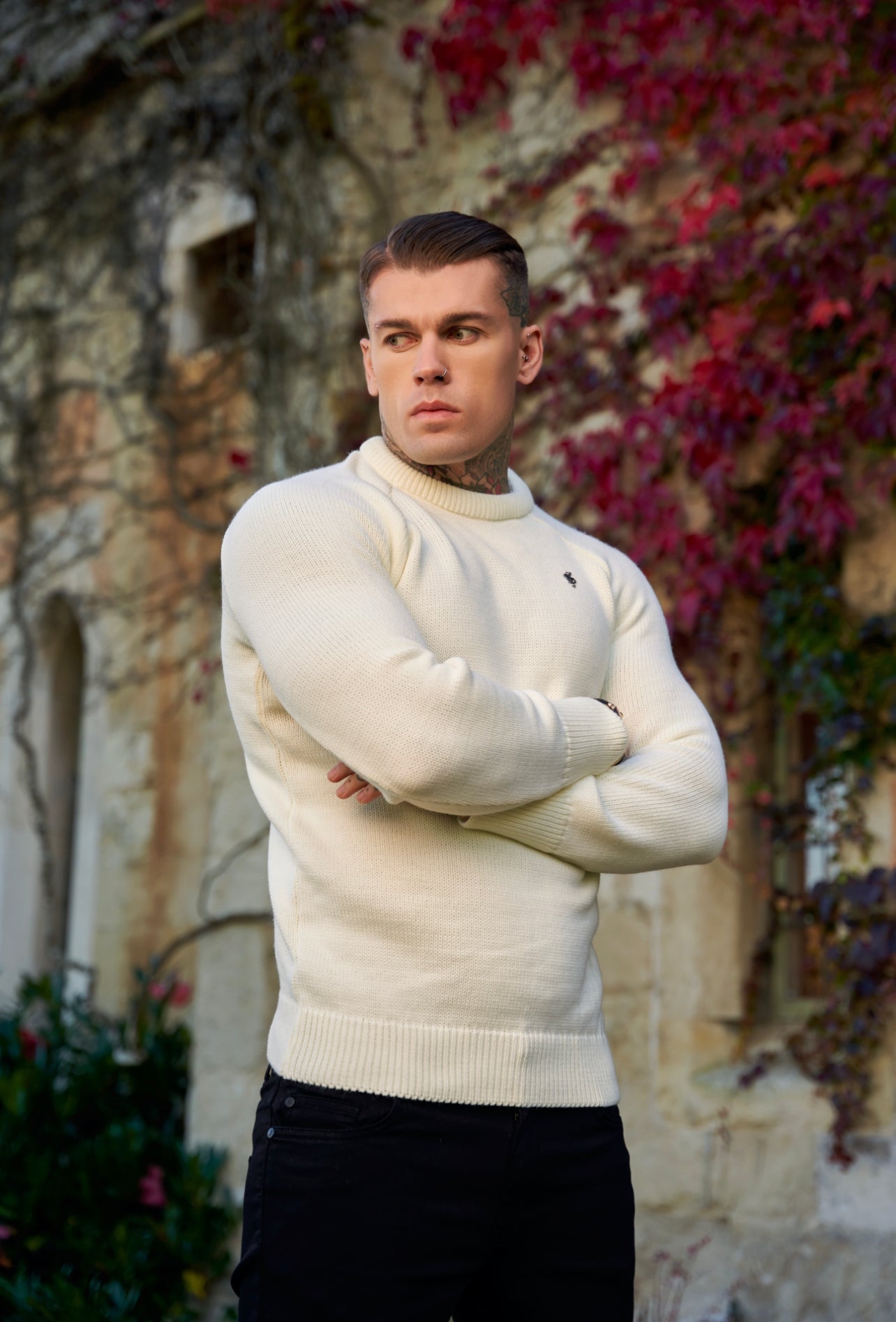 Off White Knitted Raglan Crew Super Slim Jumper With Metal Decal - FSJ052