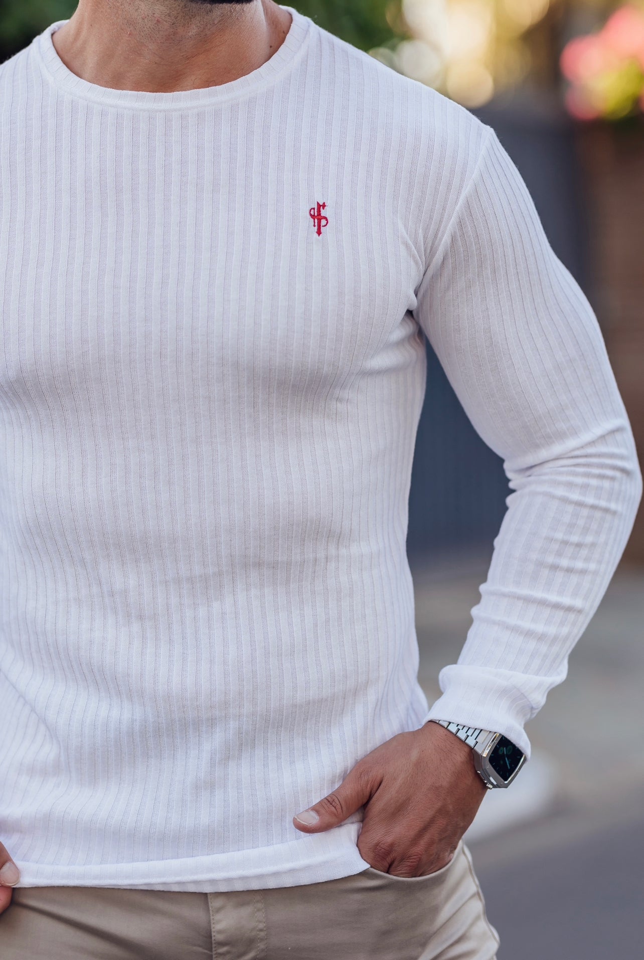 Classic White / Red Ribbed Knit Super Slim Crew - FSH771