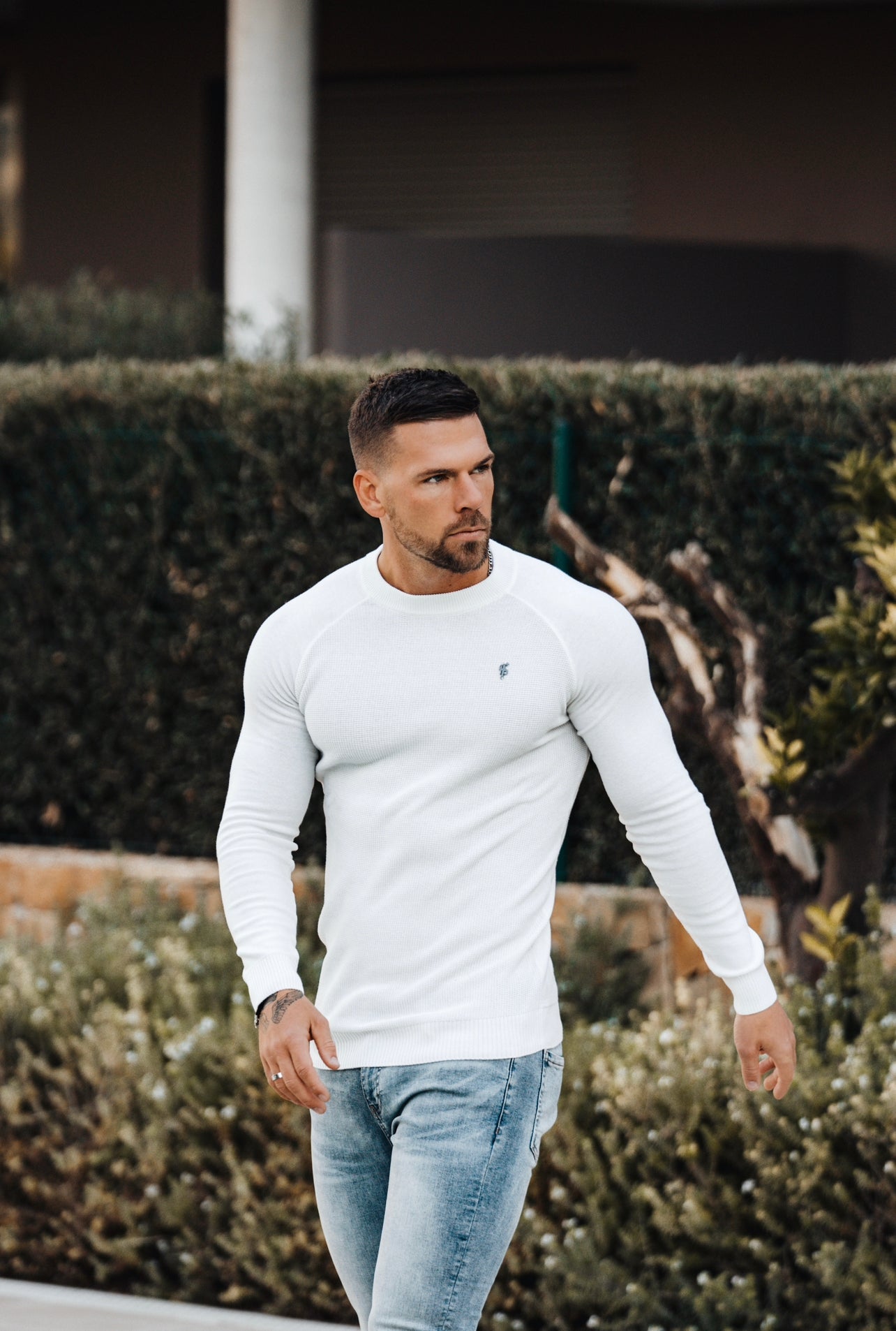 Off White Knitted Honeycomb Raglan Crew Super Slim Jumper With Metal Decal - FSN061