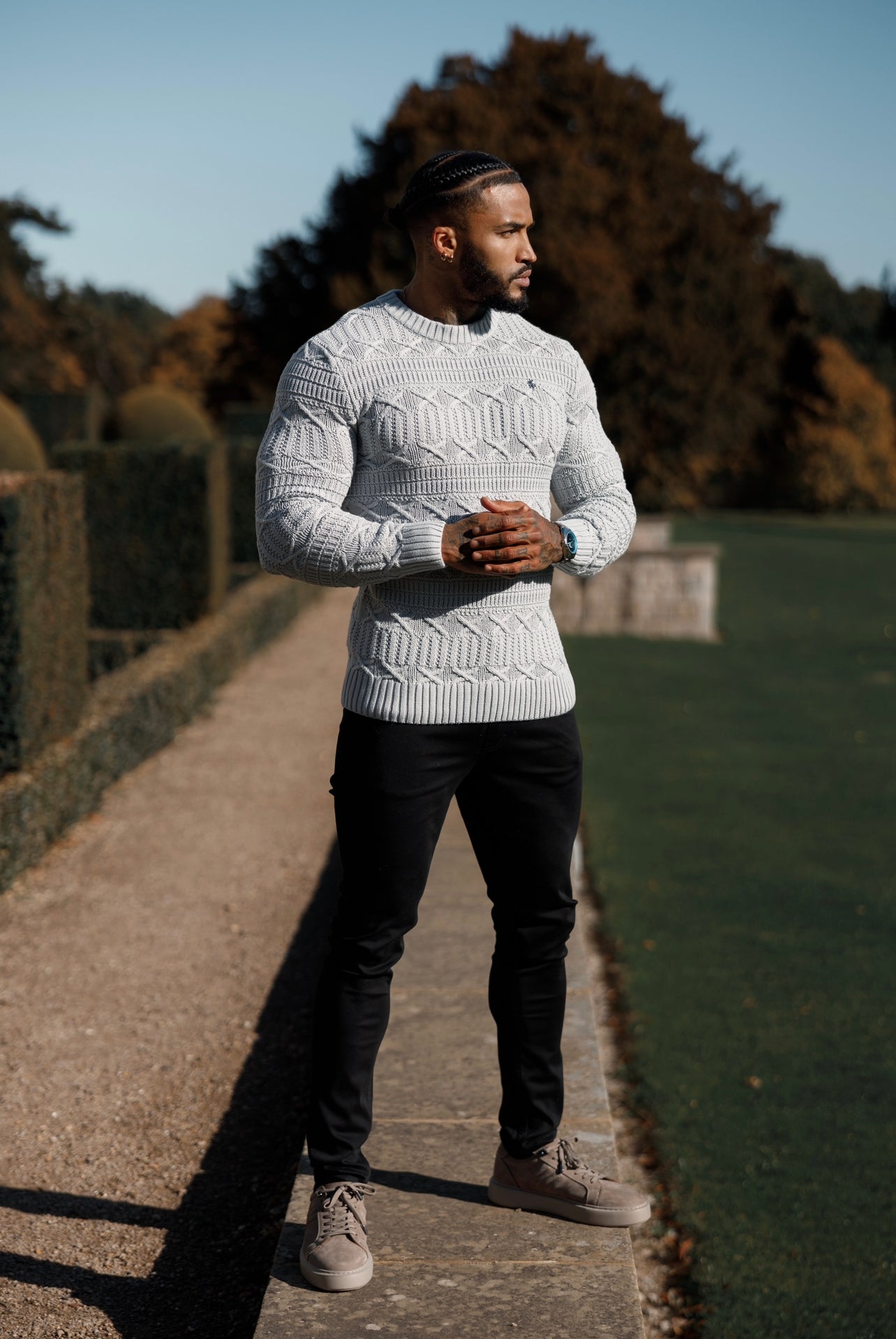 Grey Knitted Cable Link Crew Super Slim Jumper With Metal Decal - FSN072