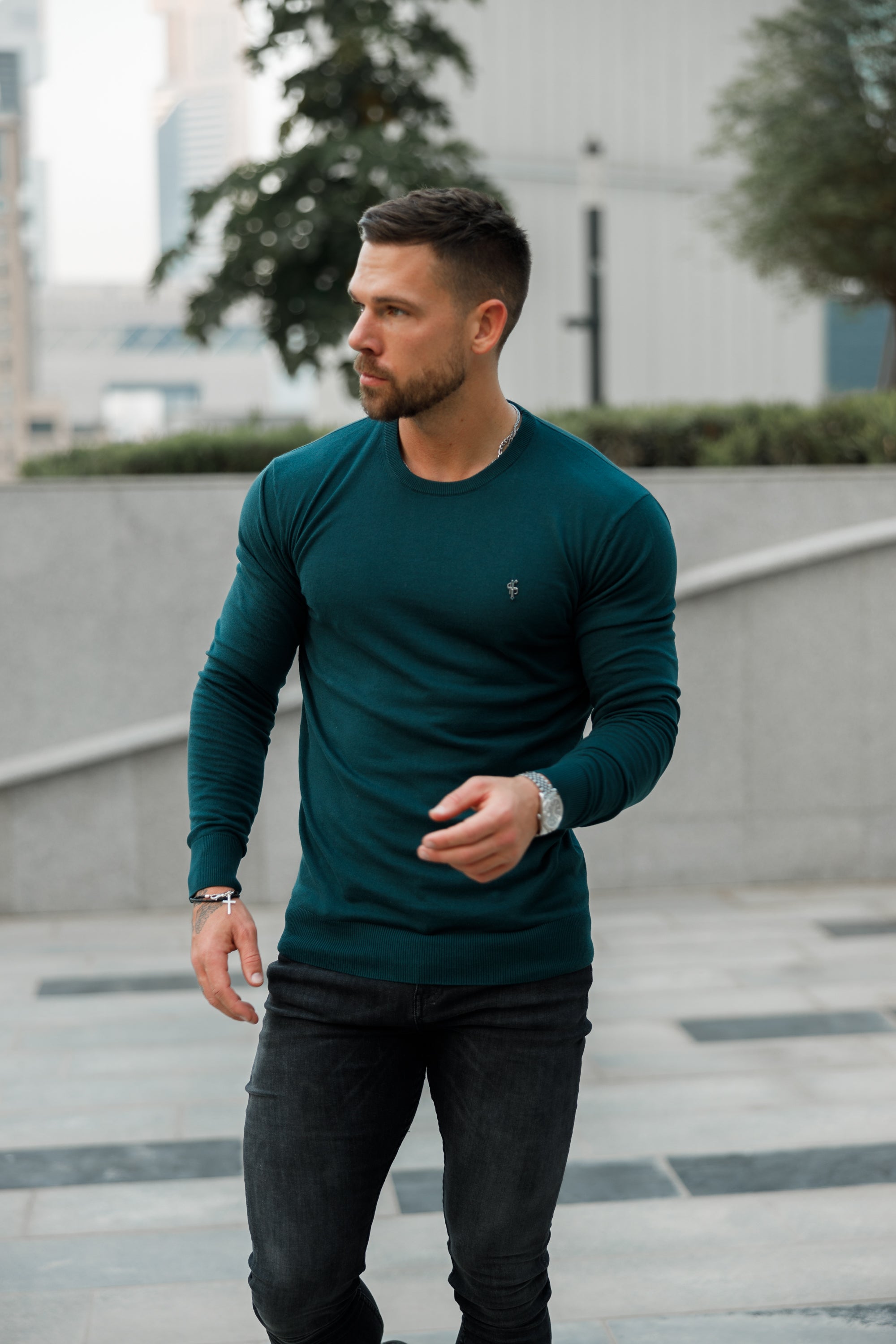 Classic Forest Green Light Weight Knitted Crew Neck with Metal Decal - FSN095