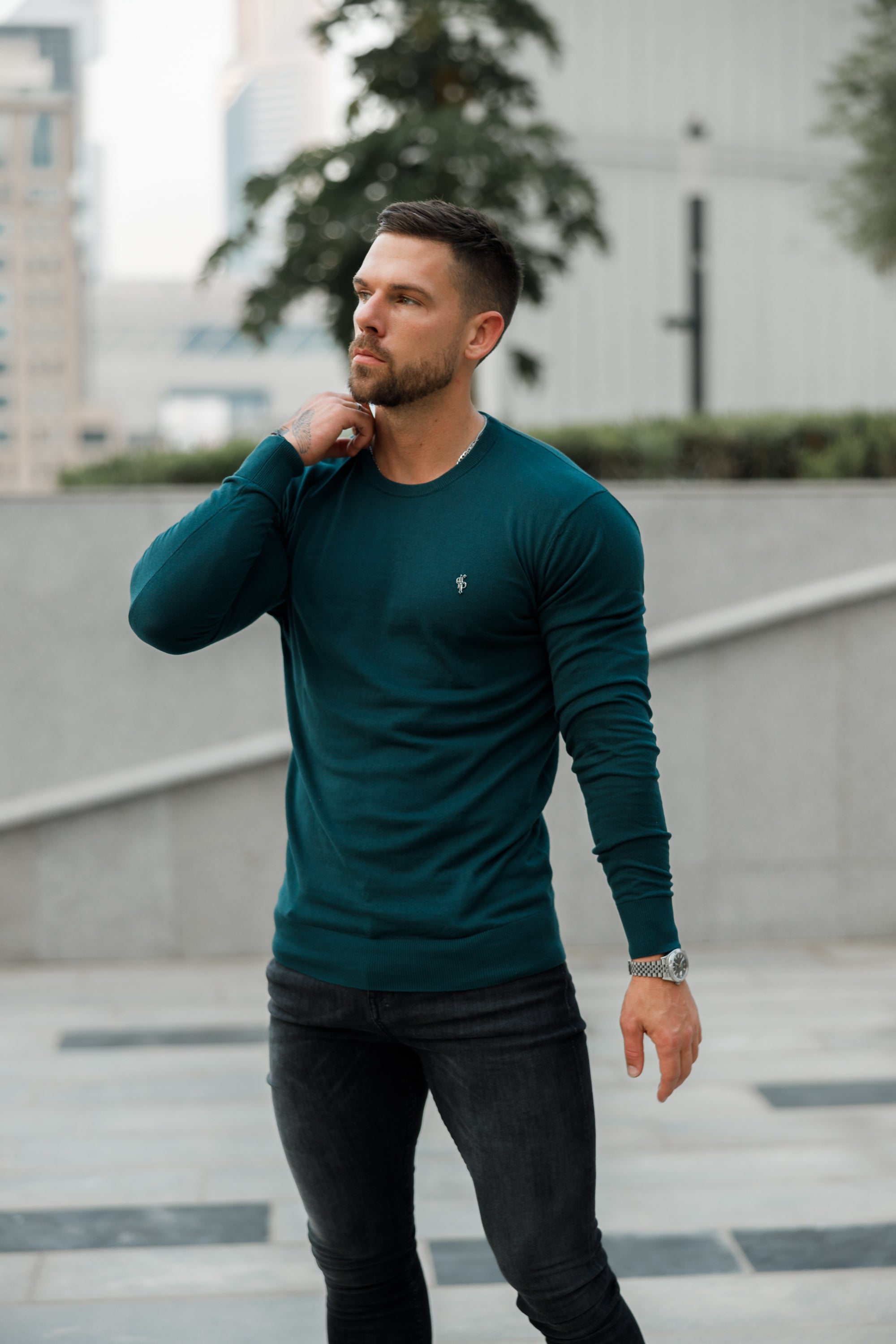 Classic Forest Green Light Weight Knitted Crew Neck with Metal Decal - FSN095