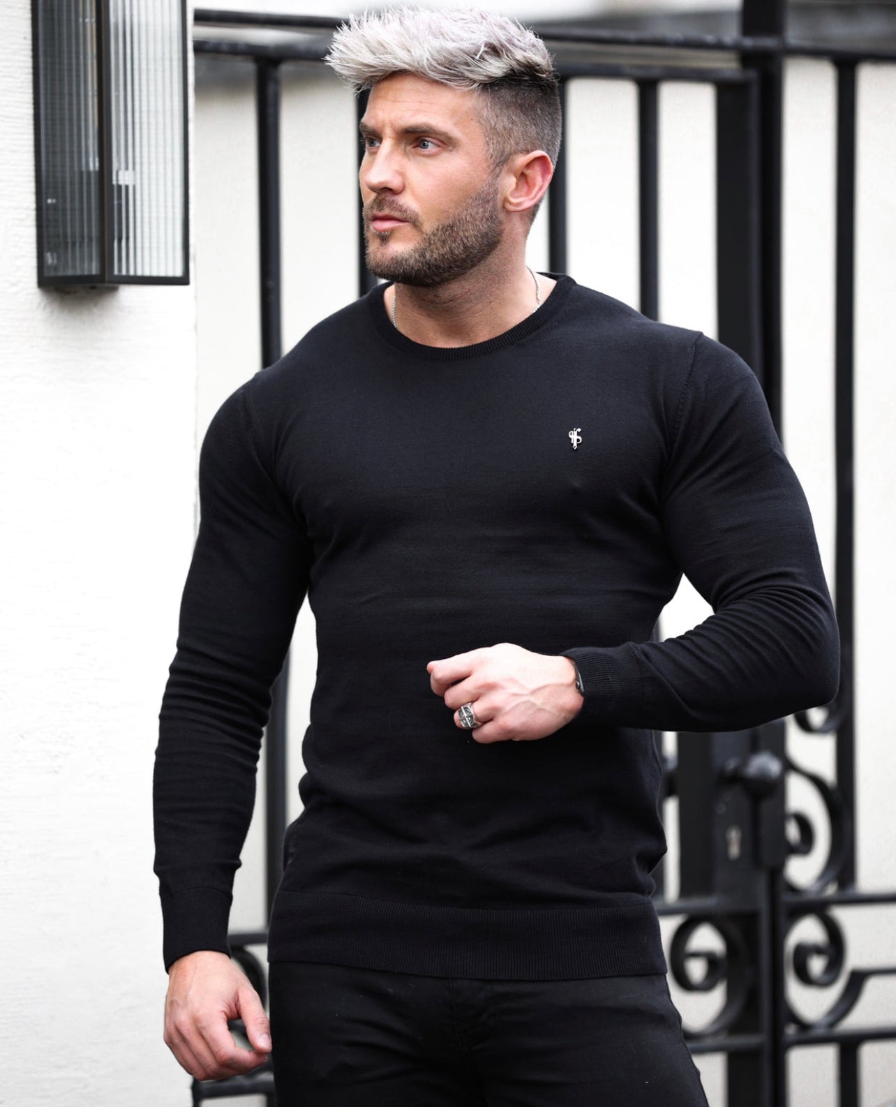 Classic Black Crew Neck Knitted Jumper with Metal Decal - FSN086