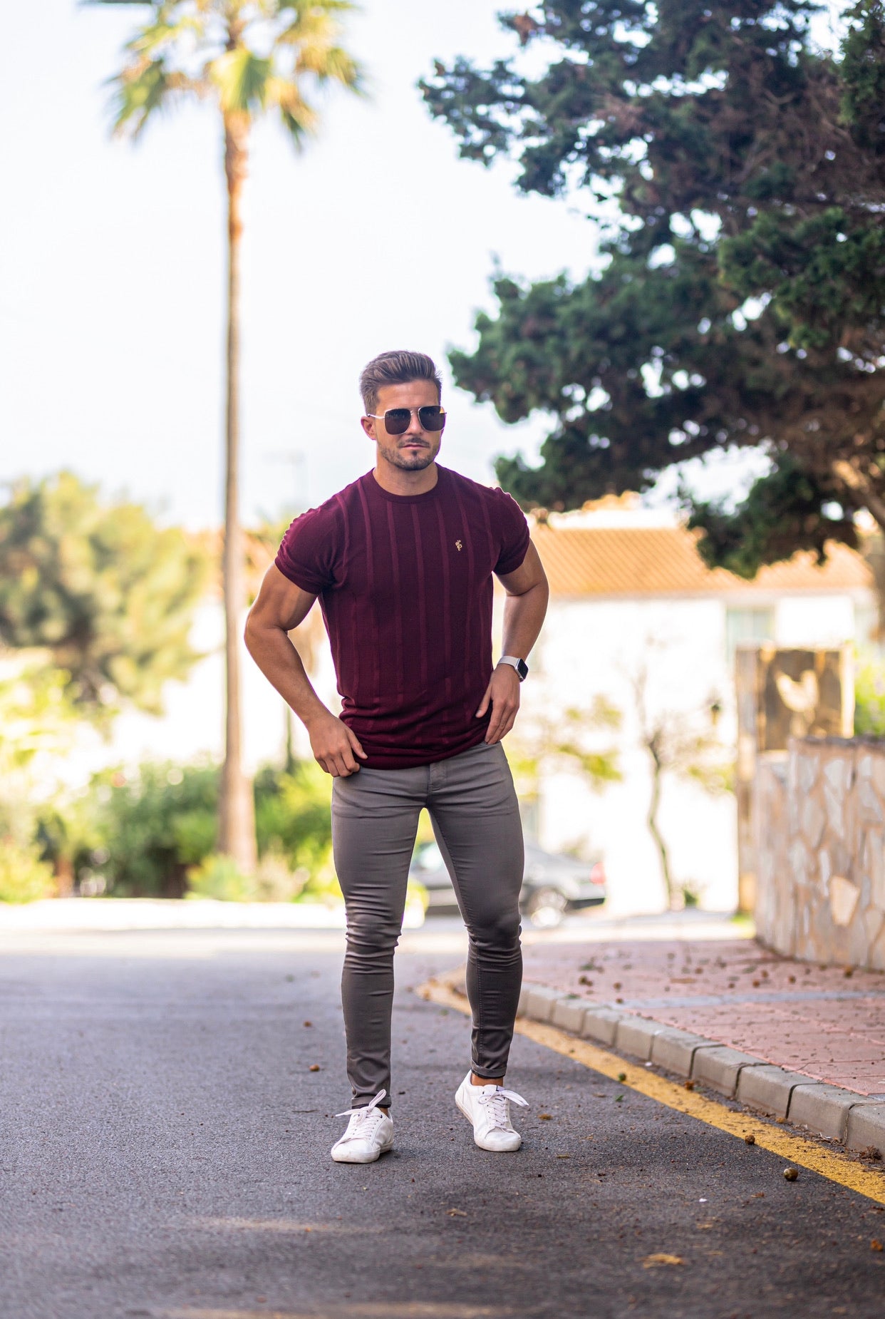 Classic Short Sleeve Burgundy Knitted Wide Rib Crew with Gold Emblem - FSH563
