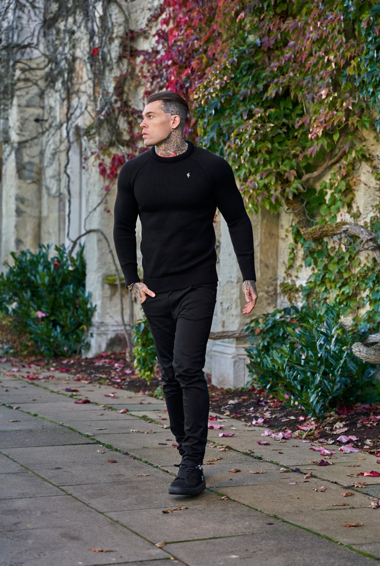 Black Knitted Raglan Crew Super Slim Jumper With Metal Decal - FSJ050