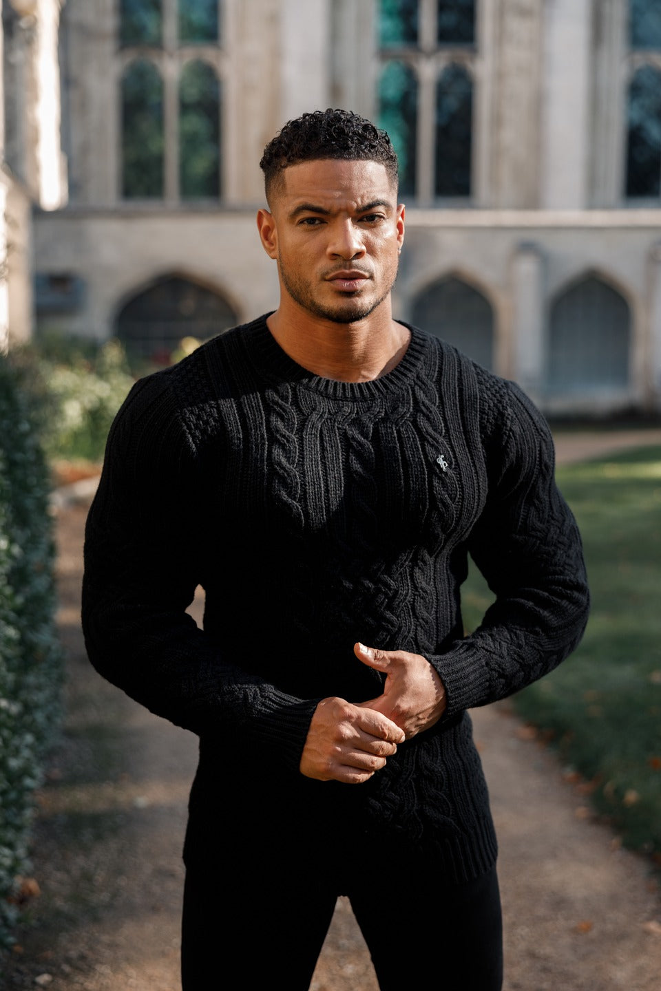 Luxury Lambs Wool Braided Knot Black Jumper With Metal Decal - FSN034