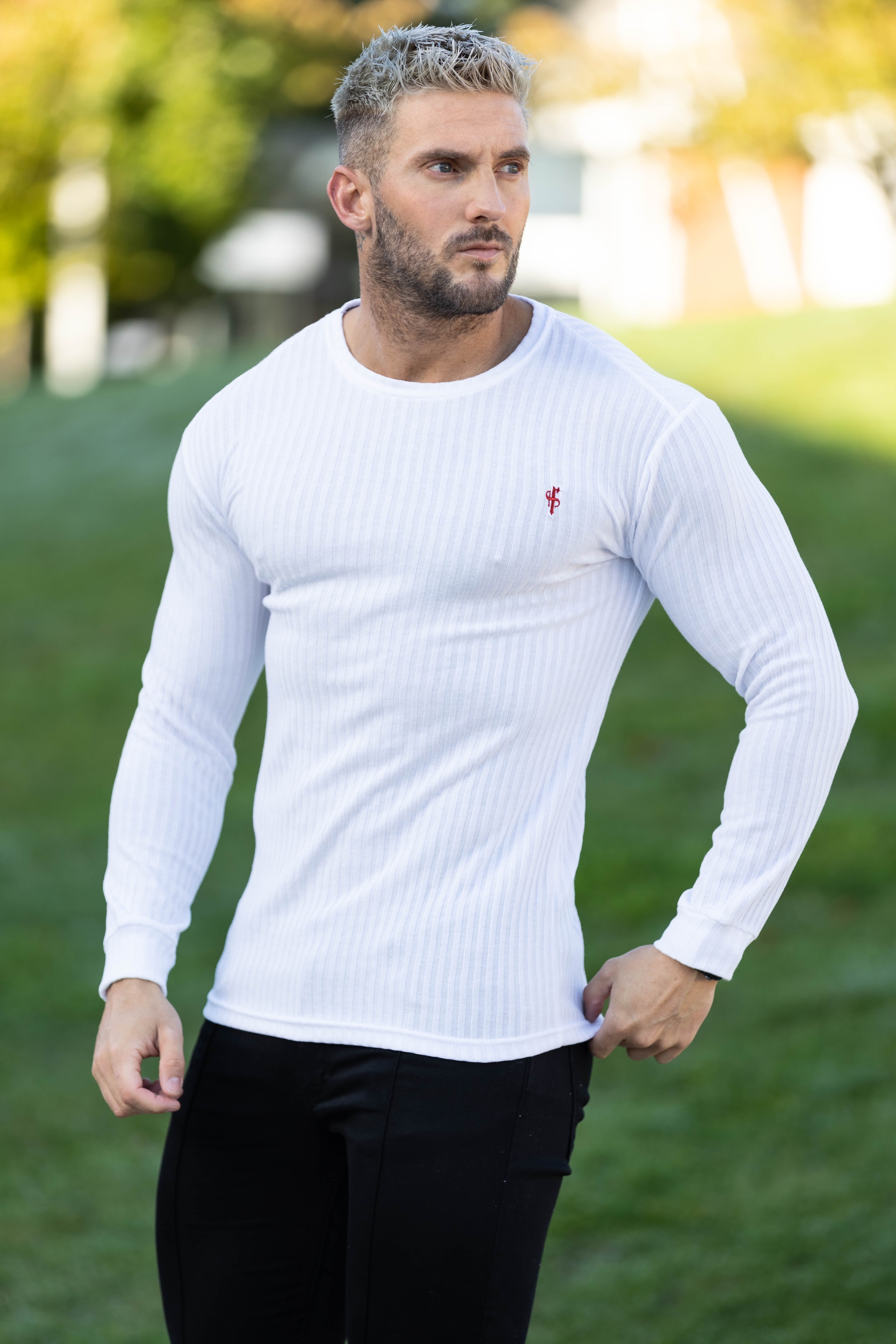Classic White / Red Ribbed Knit Super Slim Crew - FSH771