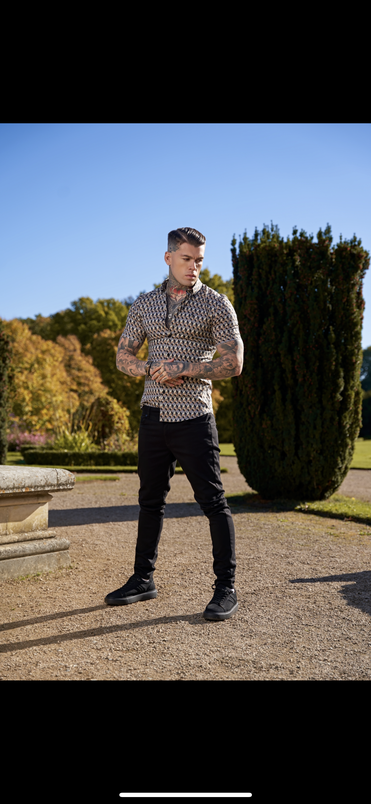 Super Slim Stretch Grey / Beige Chevron Print Short Sleeve with Button Down Collar - FS905