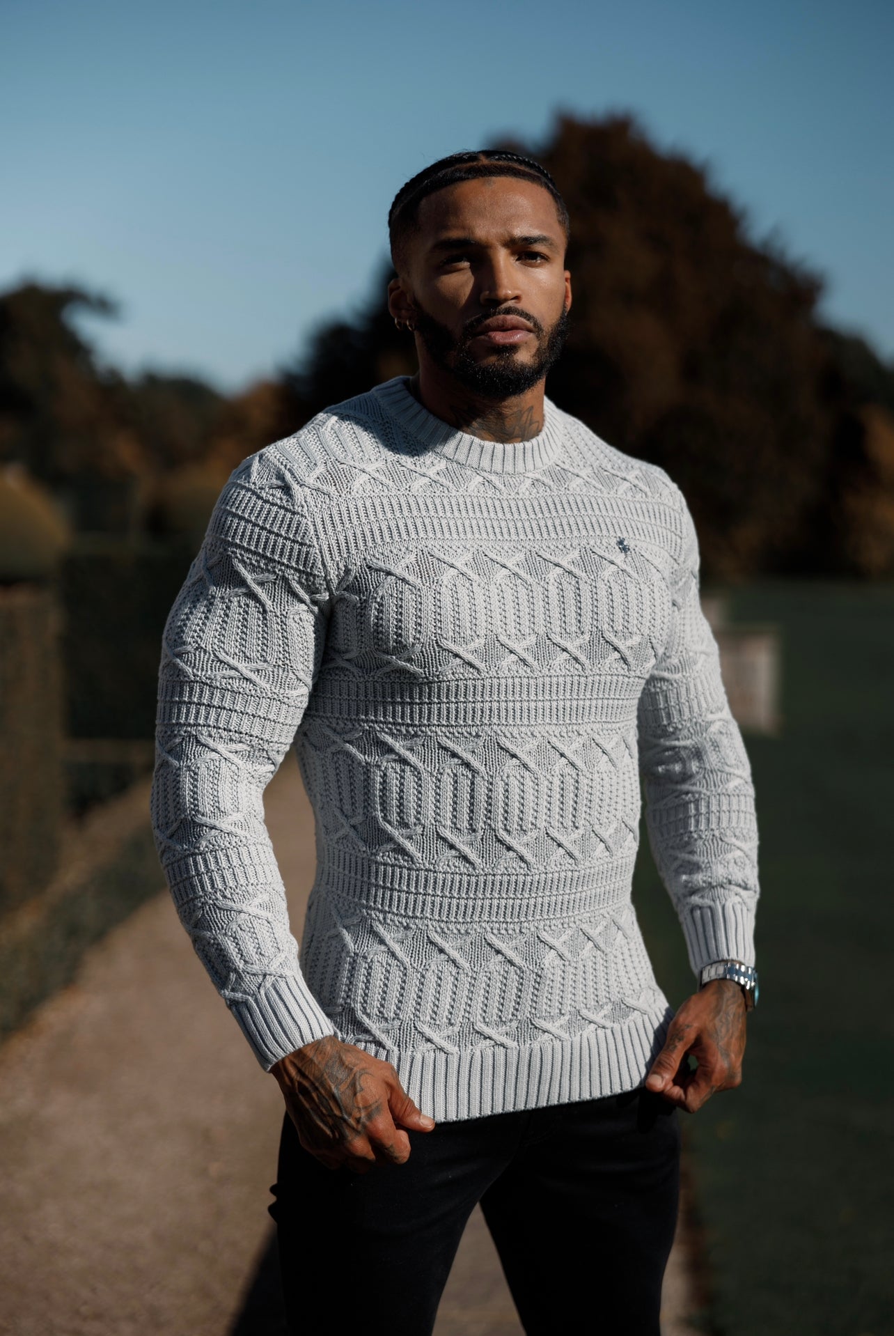 Grey Knitted Cable Link Crew Super Slim Jumper With Metal Decal - FSN072