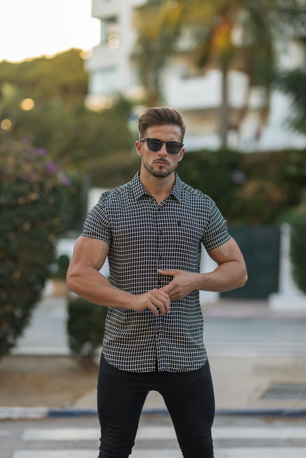 Classic Relaxed Black / White Medium Grid Check Short Sleeve - FS735