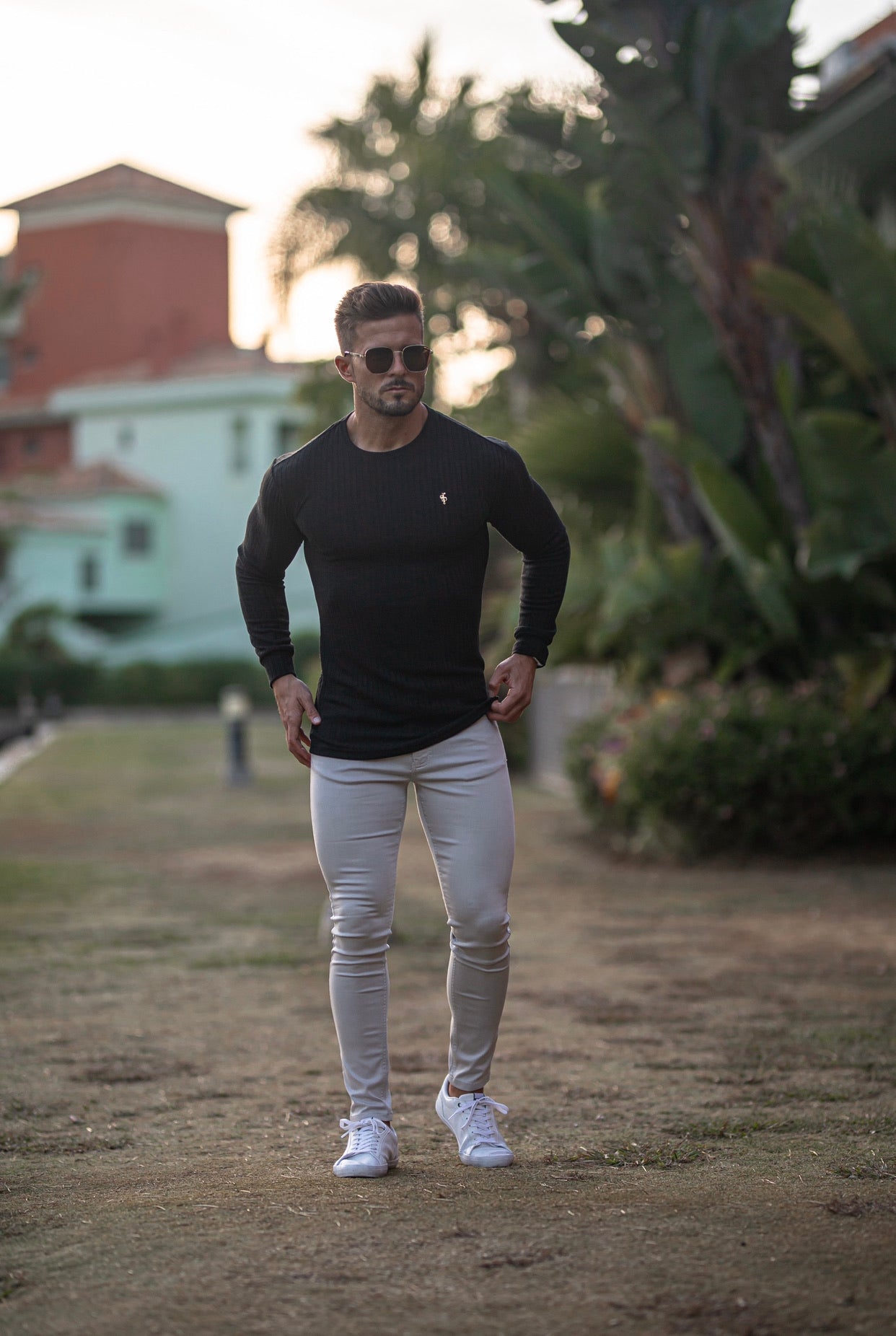 Classic Black Ribbed Knit Super Slim Crew Long Sleeve with Gold Metal Emblem - FSH533