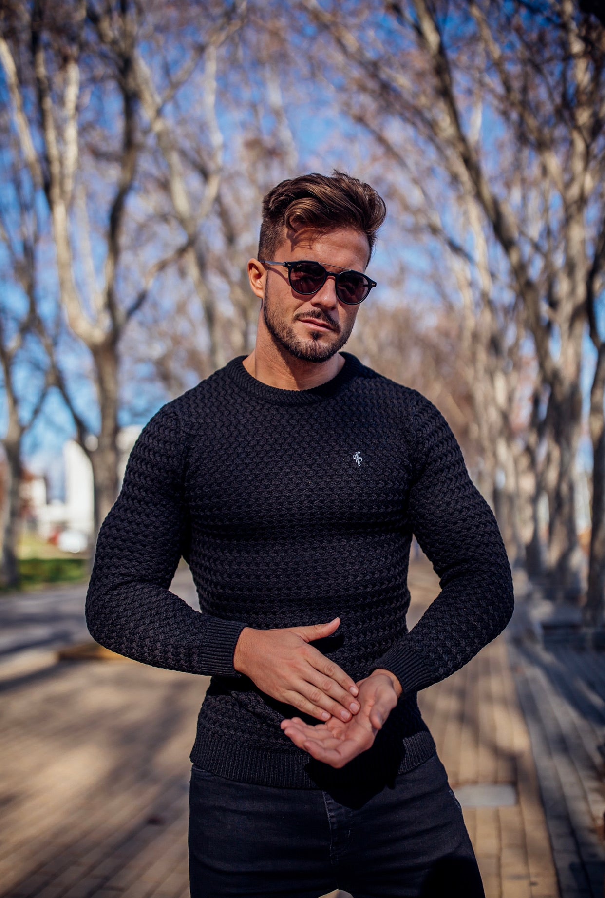 Black Knitted Weave Super Slim Jumper With Metal Decal - FSJ014