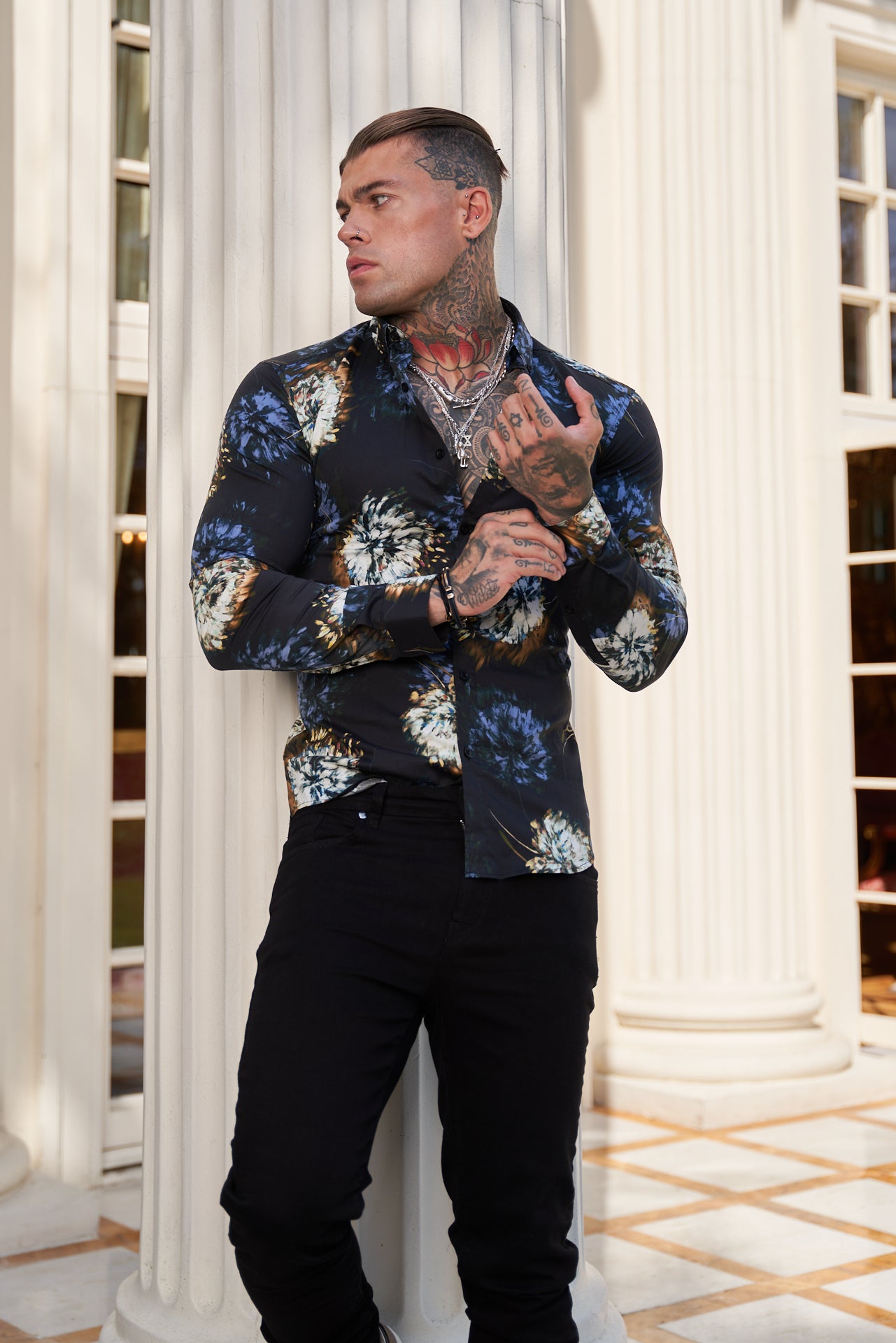 Super Slim Stretch Black Base Blurred Flower Print Long Sleeve with Button Down Collar - FS800
