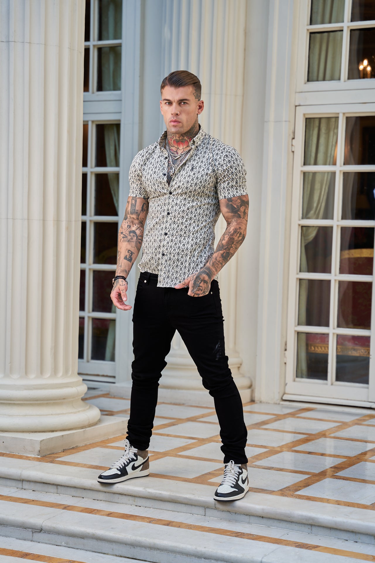 Super Slim Stretch Ecru / Black Geo Flower Print Short Sleeve with Button Down Collar - FS788