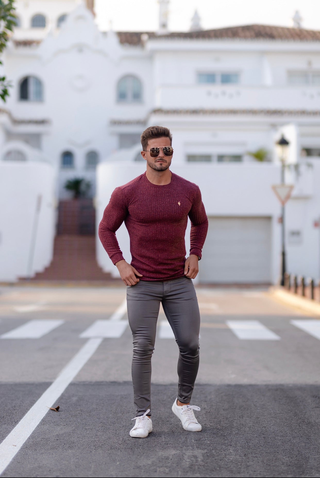Classic Claret Ribbed Knit Jumper With Gold Metal Emblem - FSH538