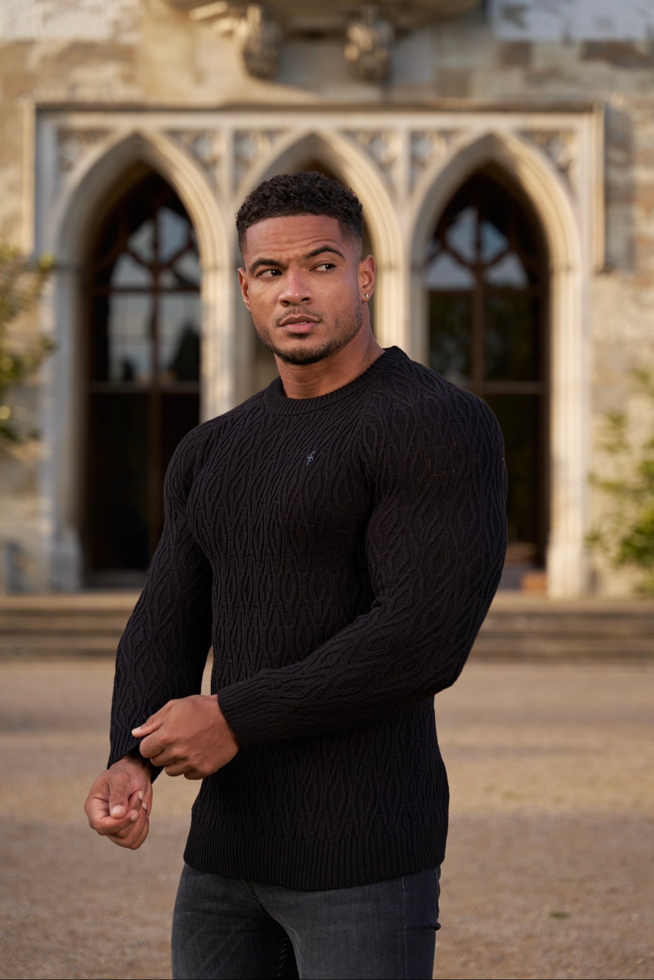 Black Knitted Elongated Diamond Crew Super Slim Raglan Jumper With Metal Decal - FSN051