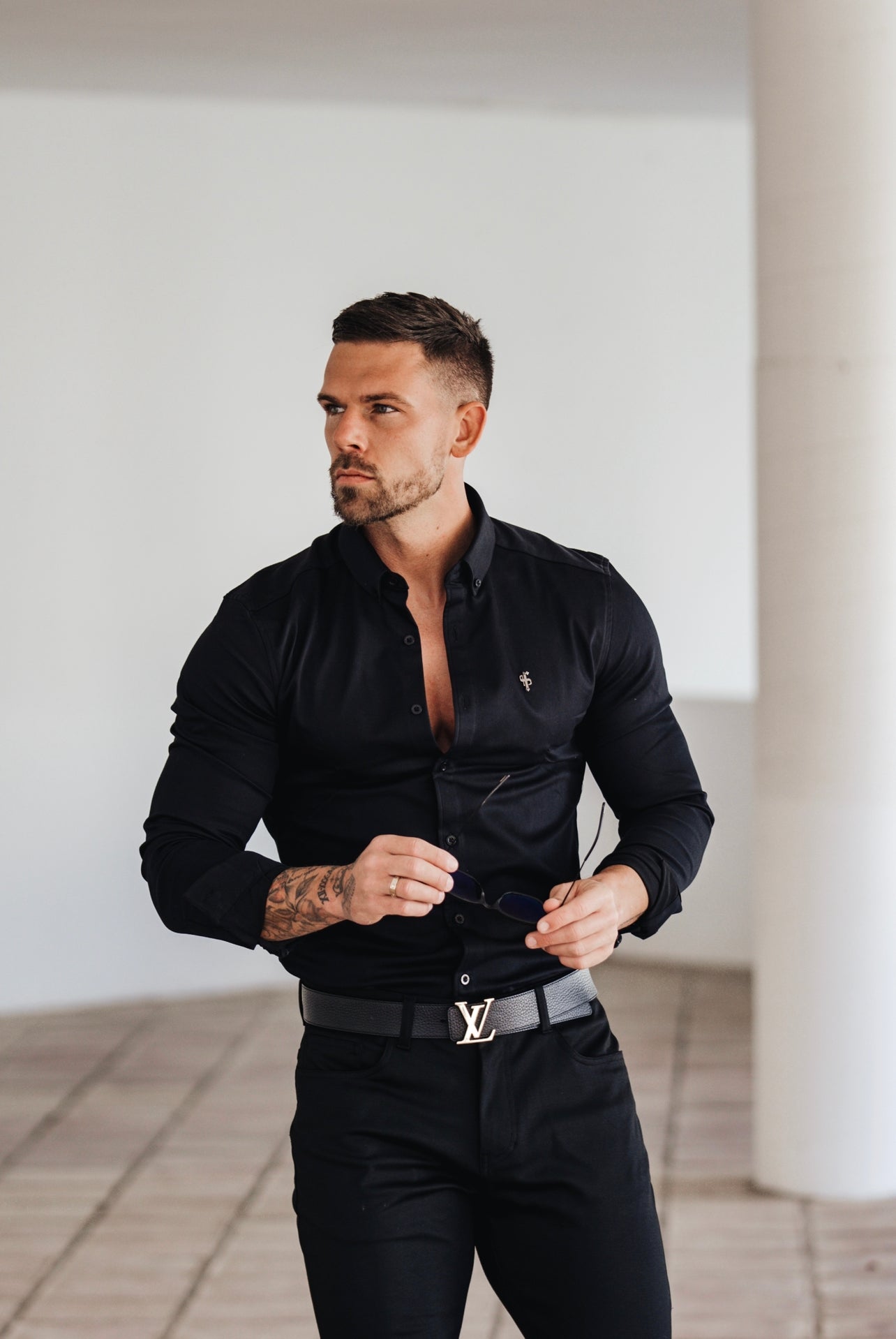 Super Slim Stretch Black Denim Long Sleeve with Metal Decal Emblem - FS642