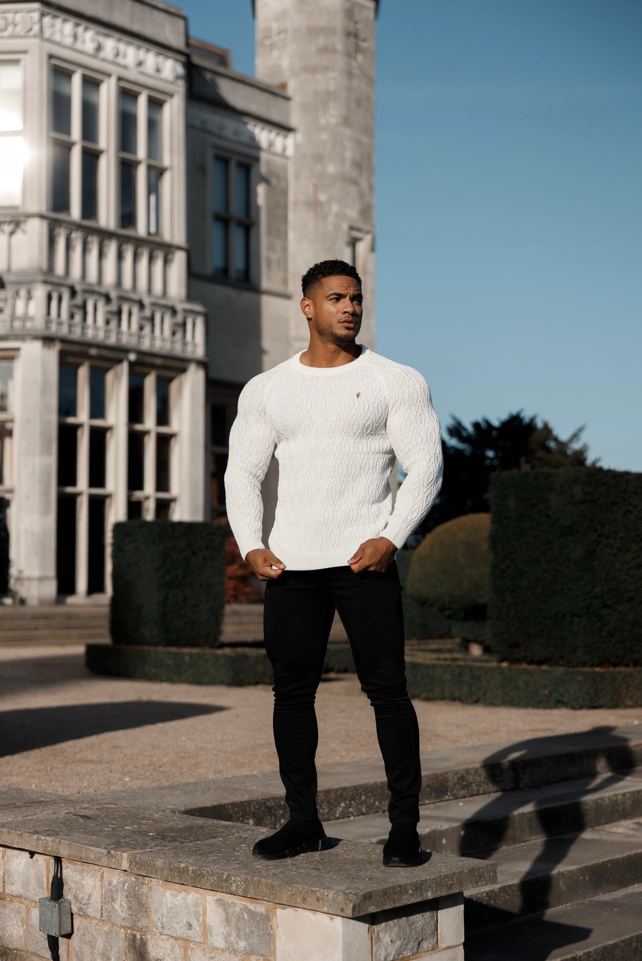 Cream Knitted Elongated Diamond Crew Super Slim Raglan Jumper With Metal Decal - FSN052