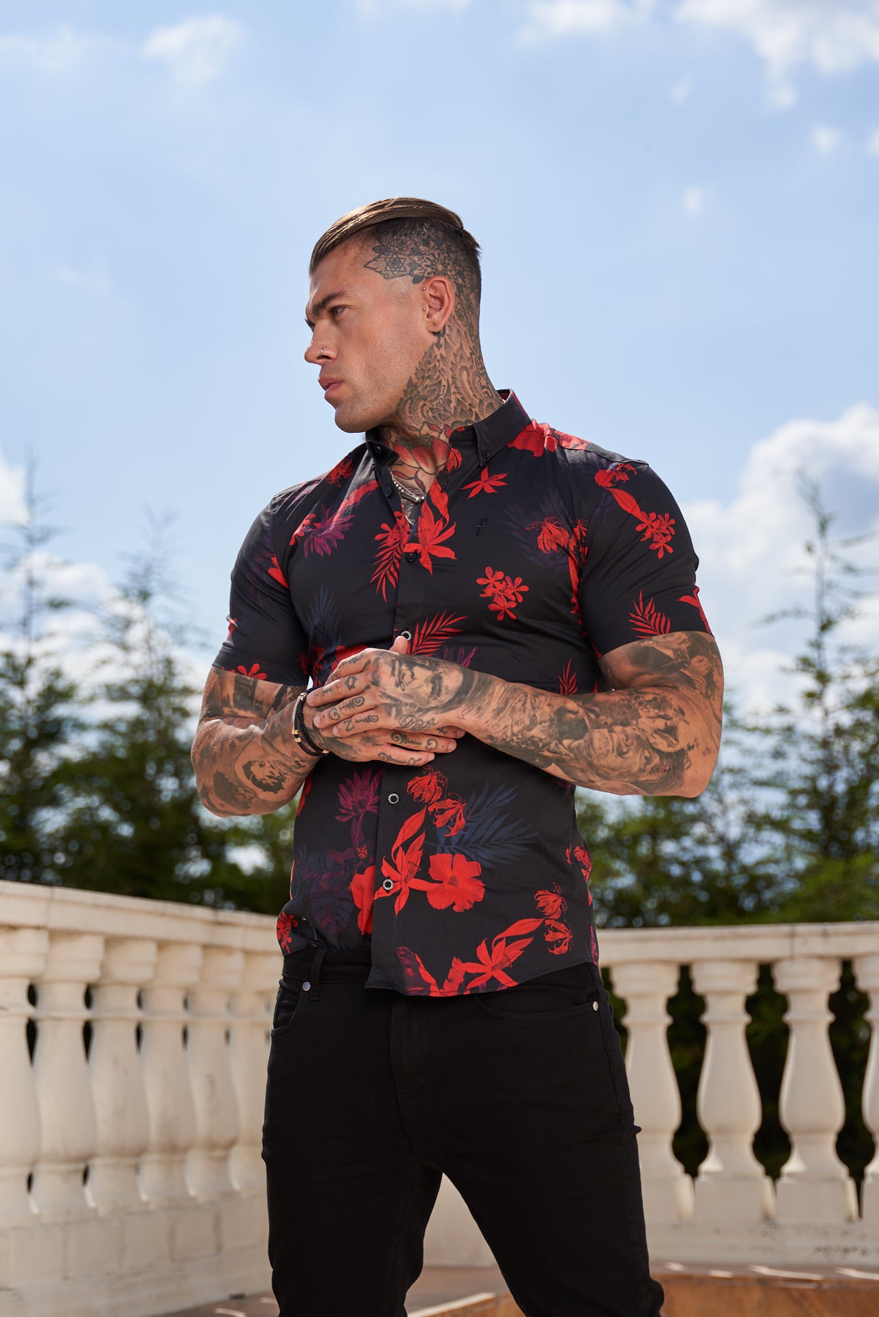 Super Slim Stretch Black and Red Floral Print Short Sleeve with Button Down Collar - FS767
