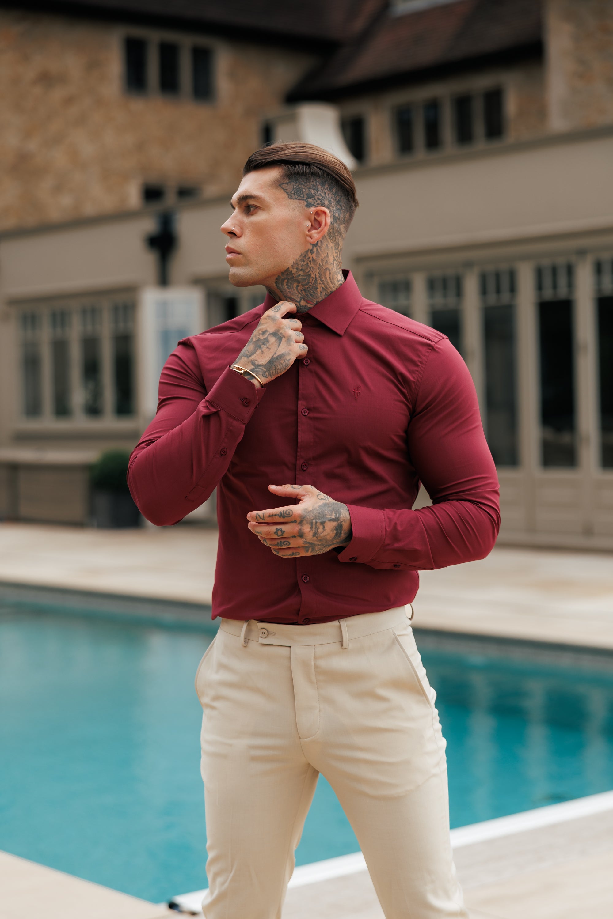 Muscle Fit Advanced Stretch Oxblood with Cutaway Collar  - FS1201