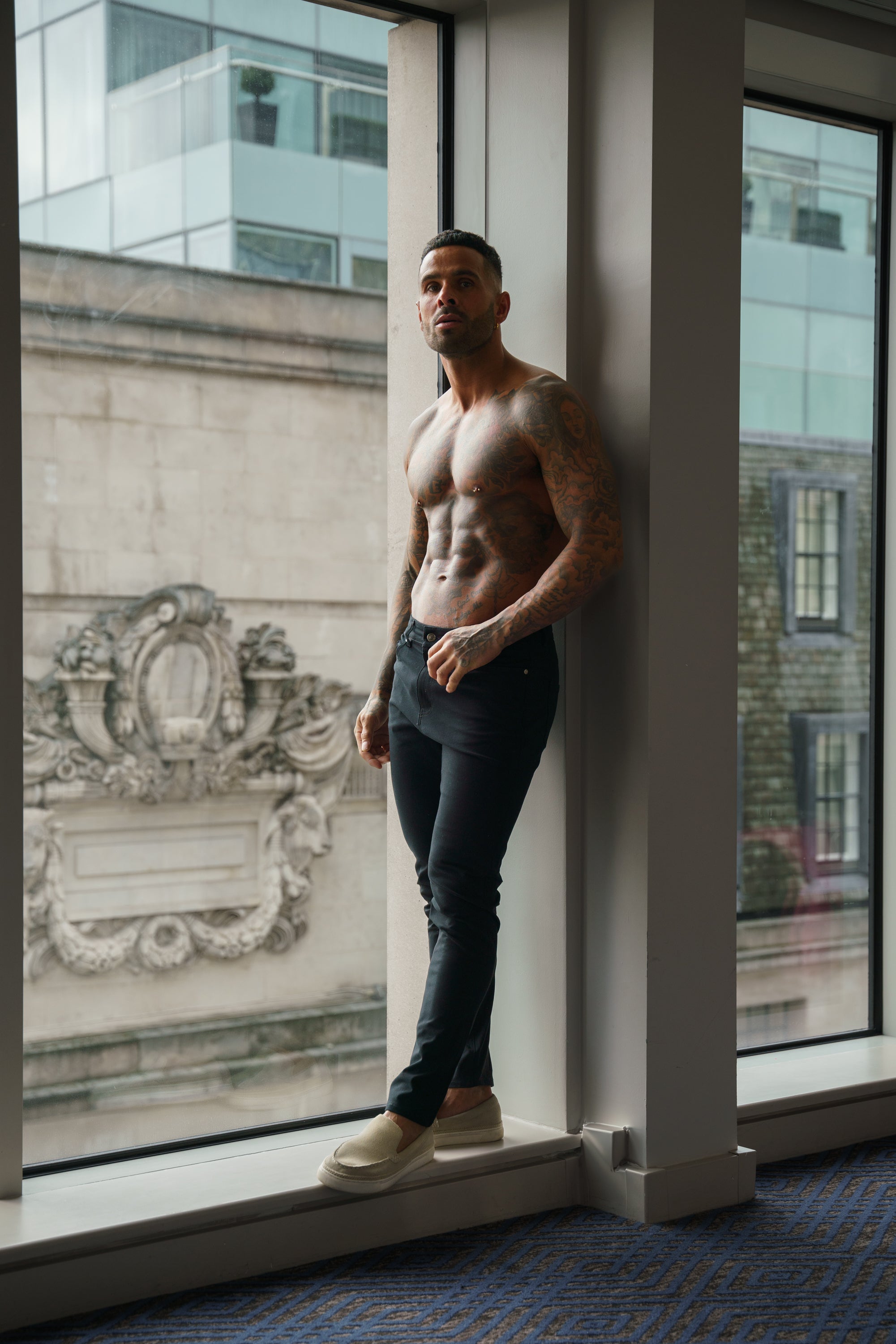 Ultra Stretch Black Relaxed Jeans - FSJEAN016