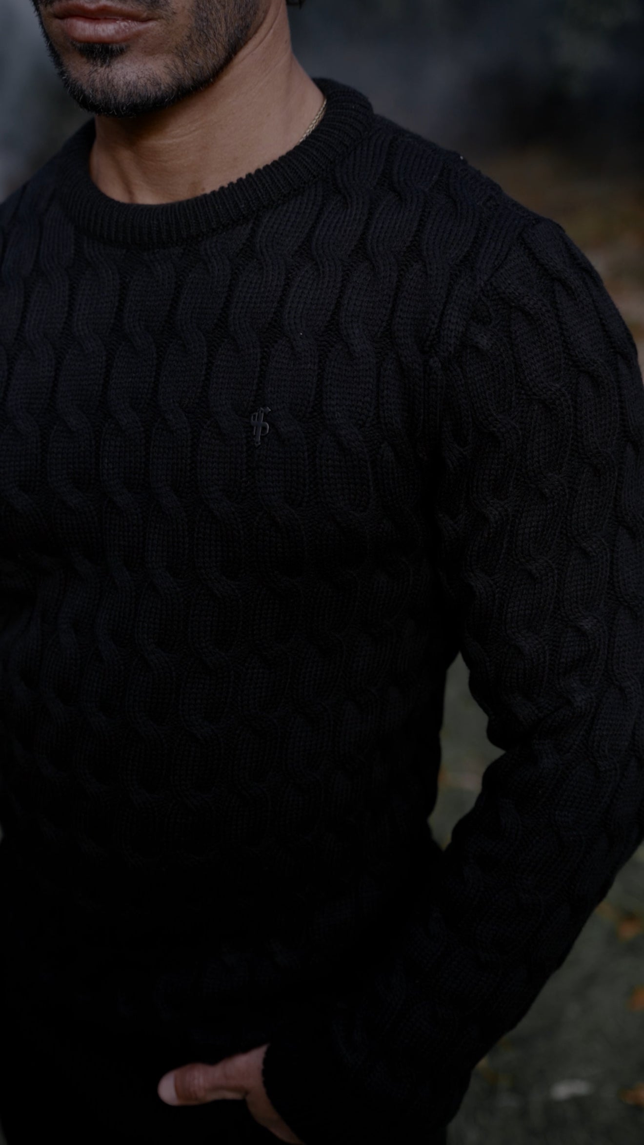 Link Weave Knit Black Crew Neck Jumper - FSJ124