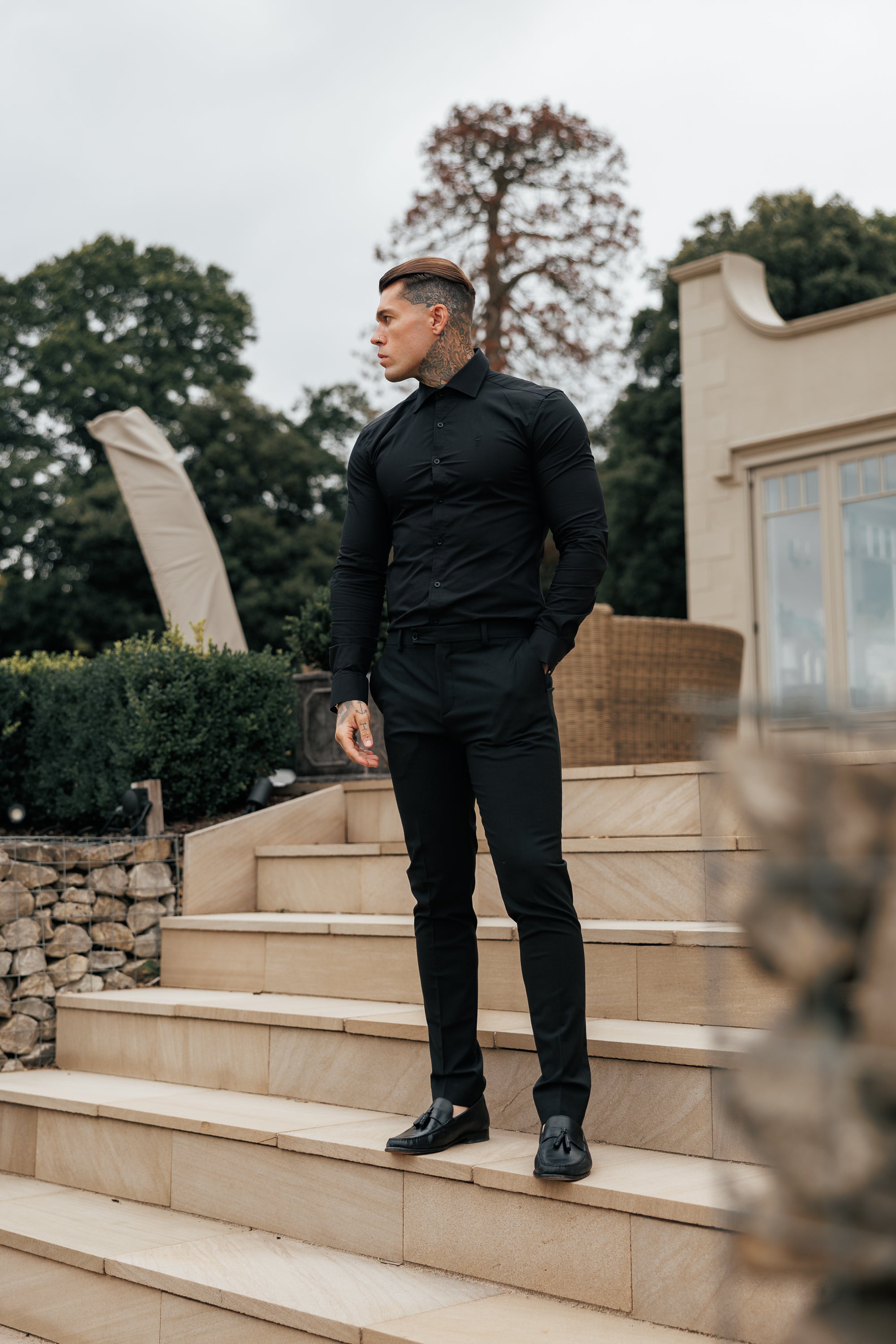 Muscle Fit Advanced Stretch Black Cutaway Collar Shirt  - FS1164