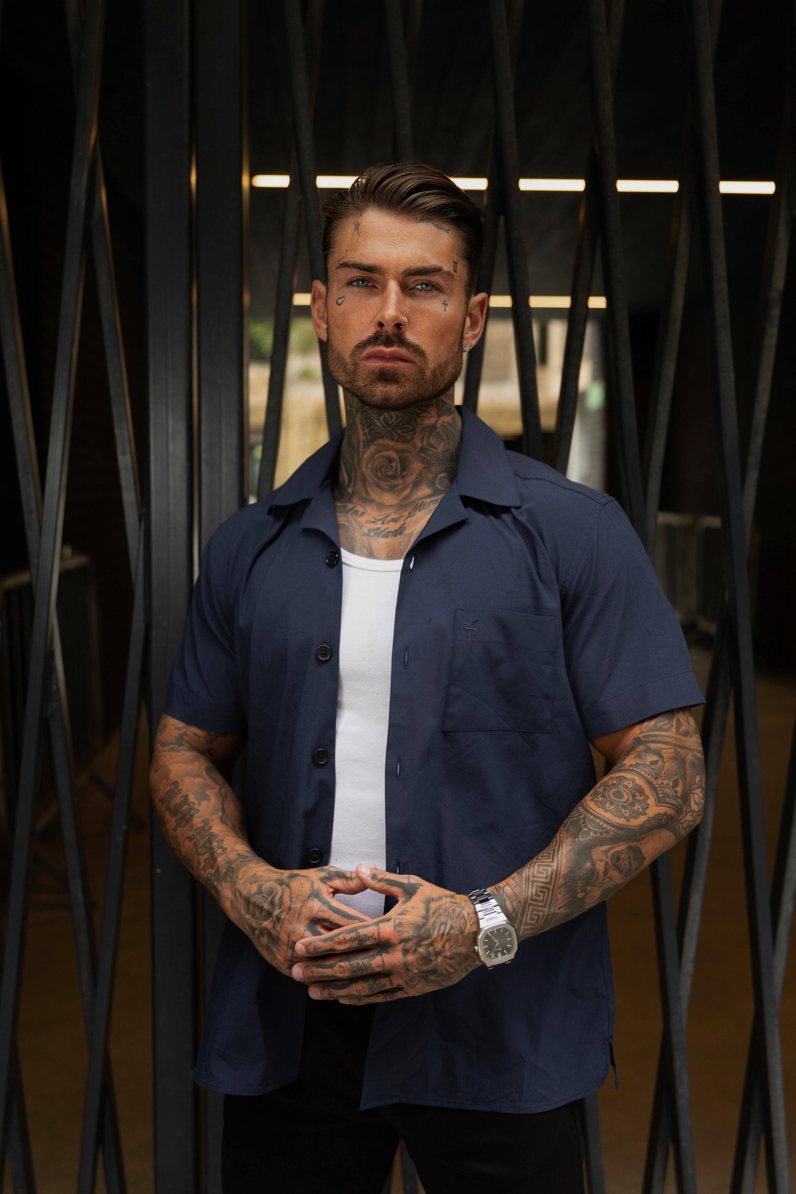 Hawaiian Boxy Navy Revere Collar Short Sleeve with Pocket - FS1052