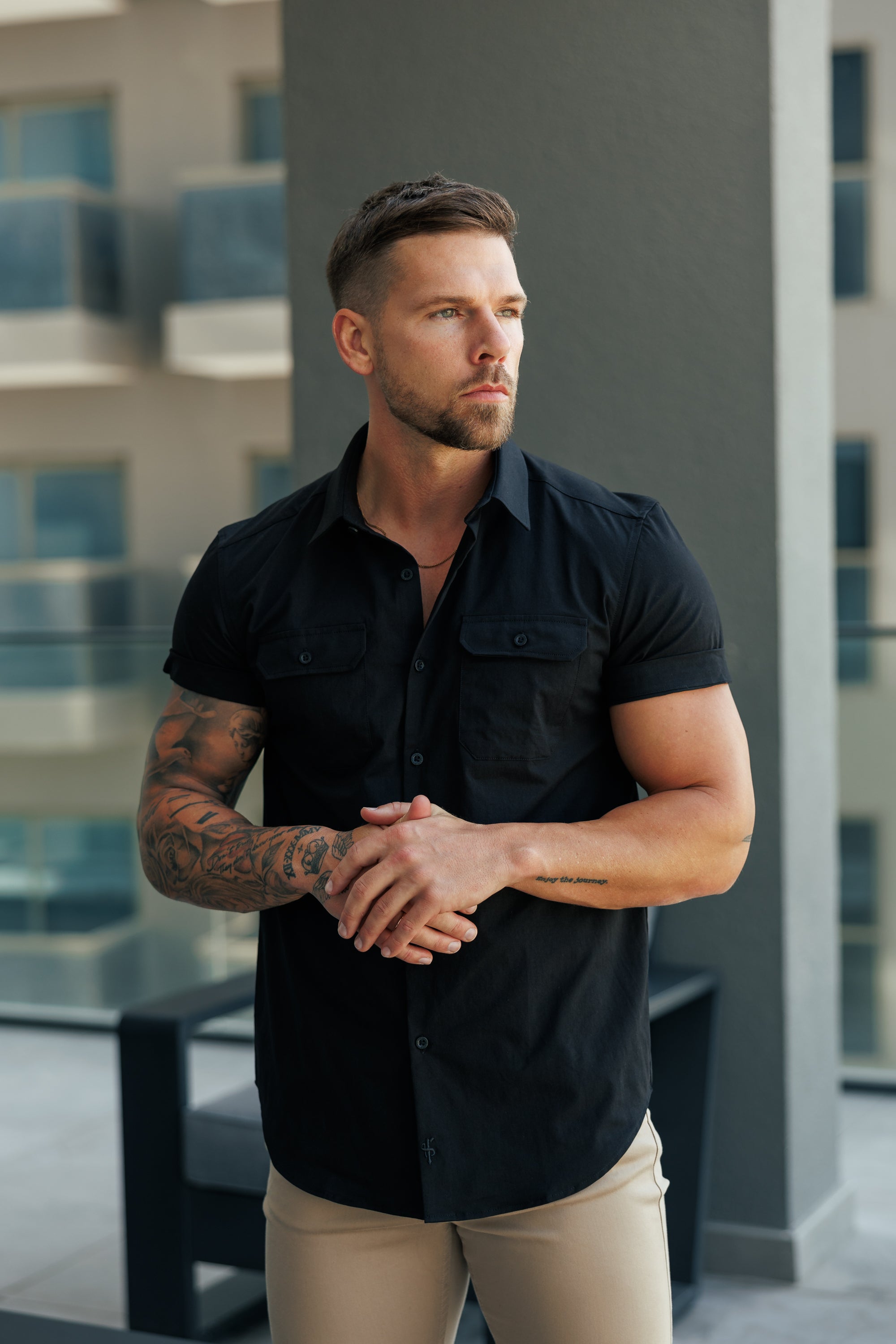 Boxy Stretch Black Short Sleeve With 2 Chest Pockets ad Flaps- FS1097