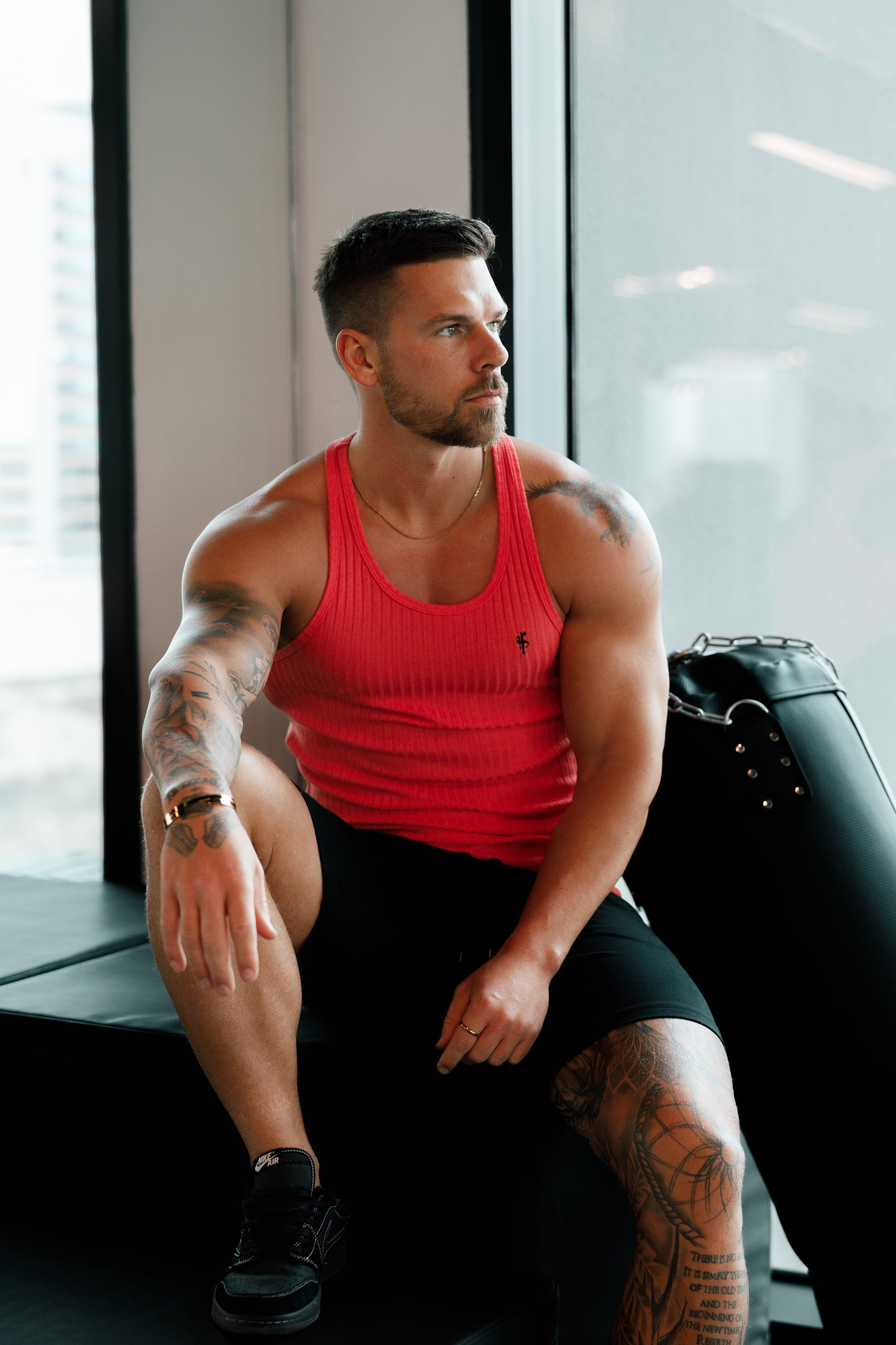 Classic Coral / Black Ribbed Knit Super Slim Vest - FSH1023