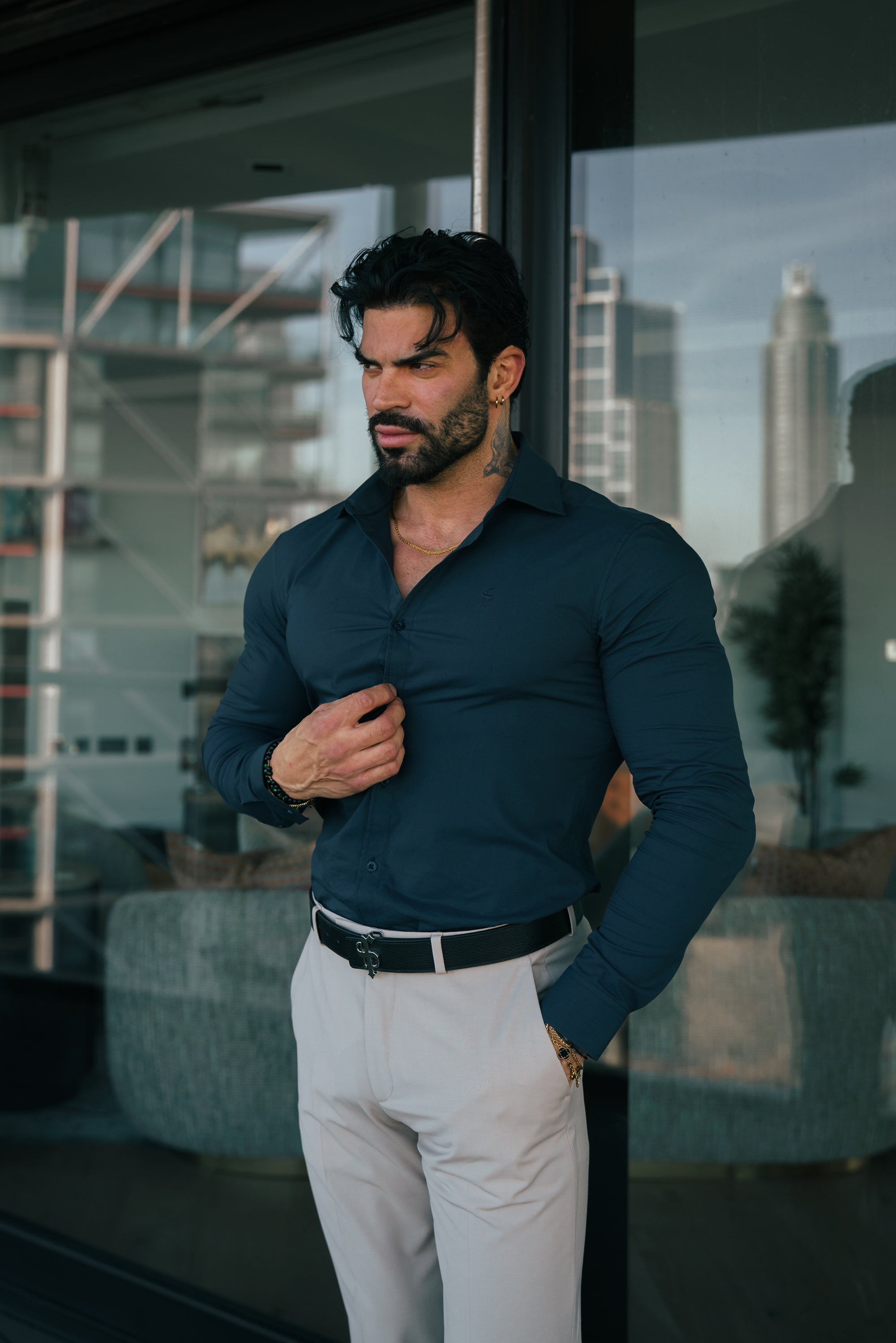 Muscle Fit Advanced Stretch Navy with Cutaway Collar  - FS1168