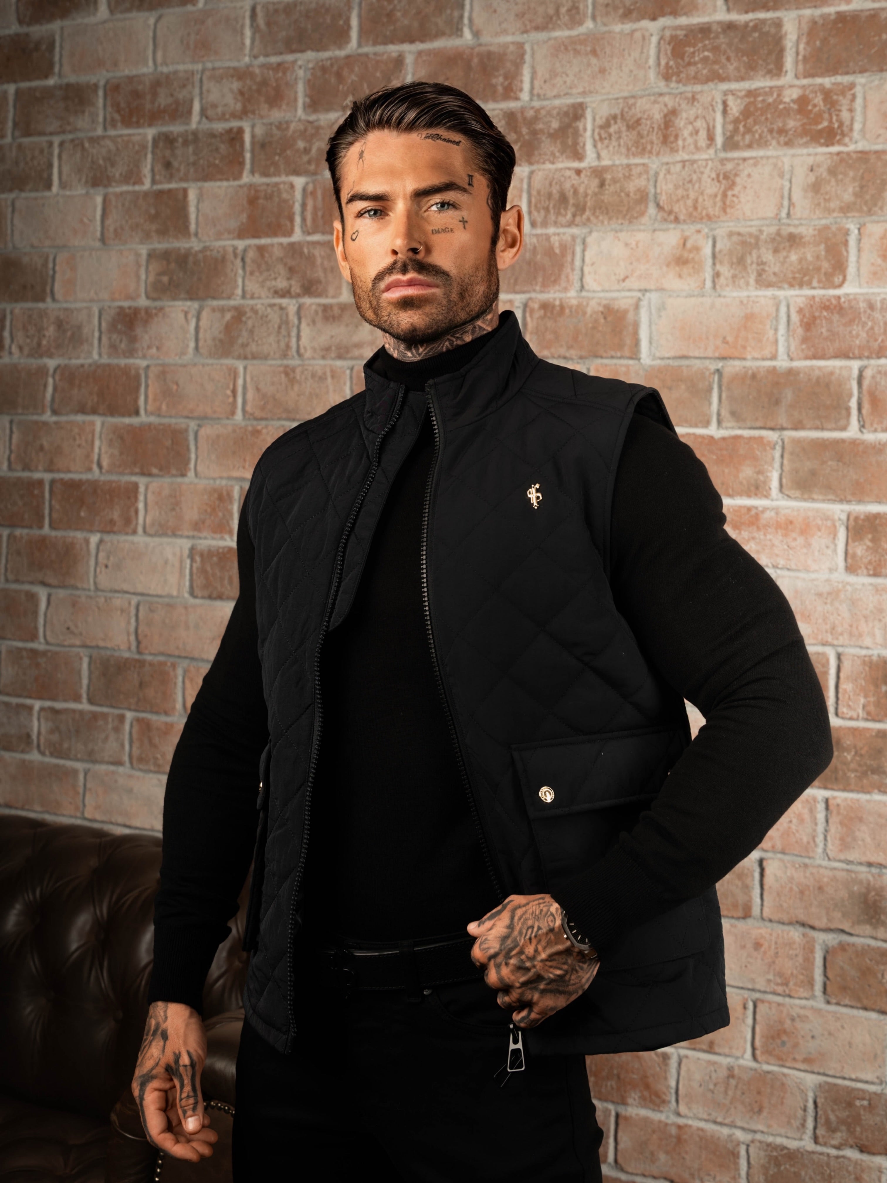 Black Padded Gilet With Front Pockets  - FSN209