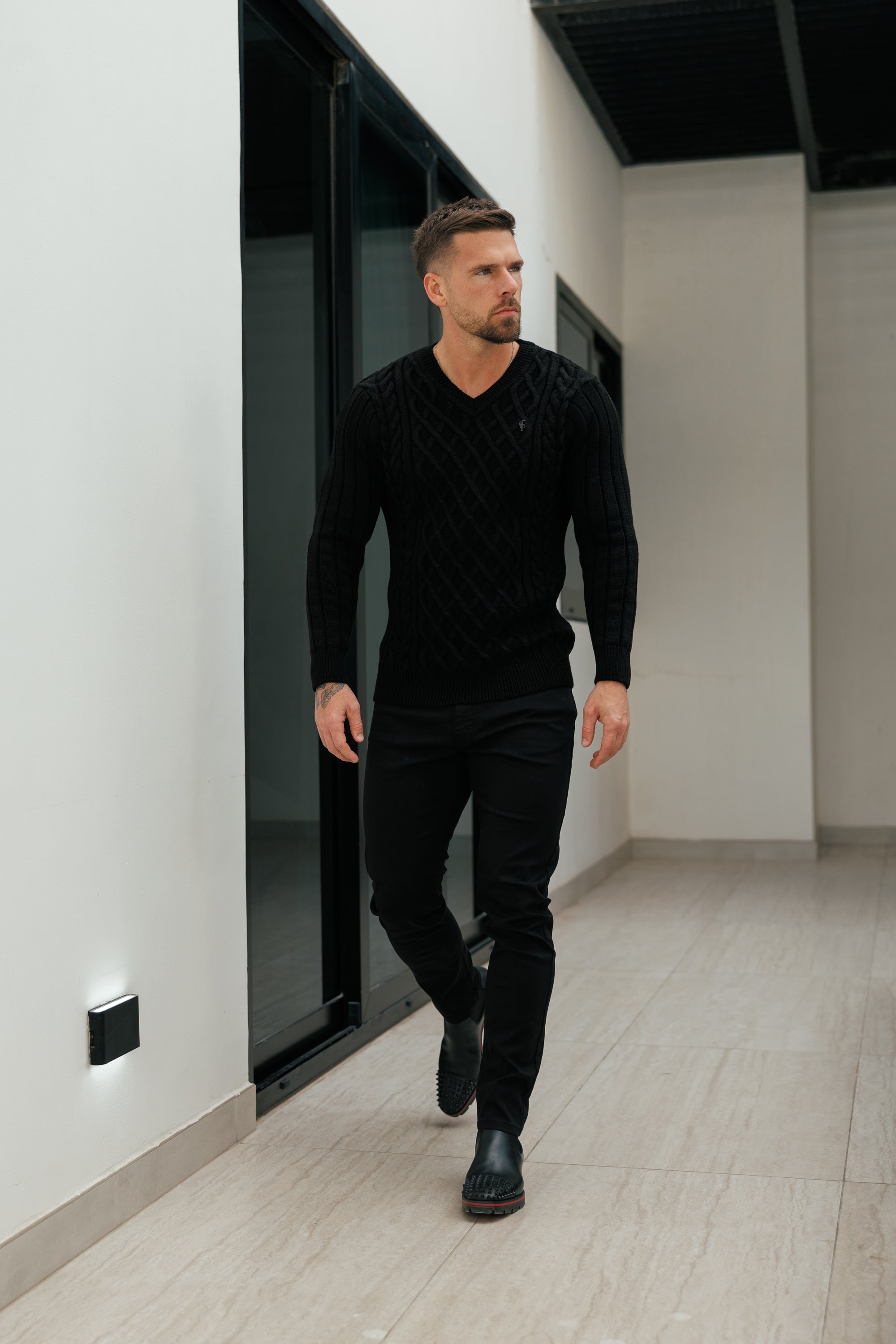 Diamond Black V Neck Jumper - FSJ152