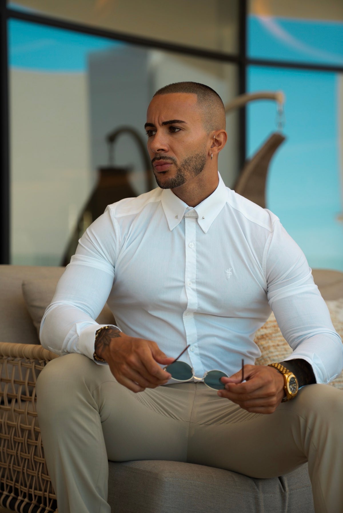 Muscle Fit Advanced Stretch White Shirt with Silver Pin Collar - FS1252