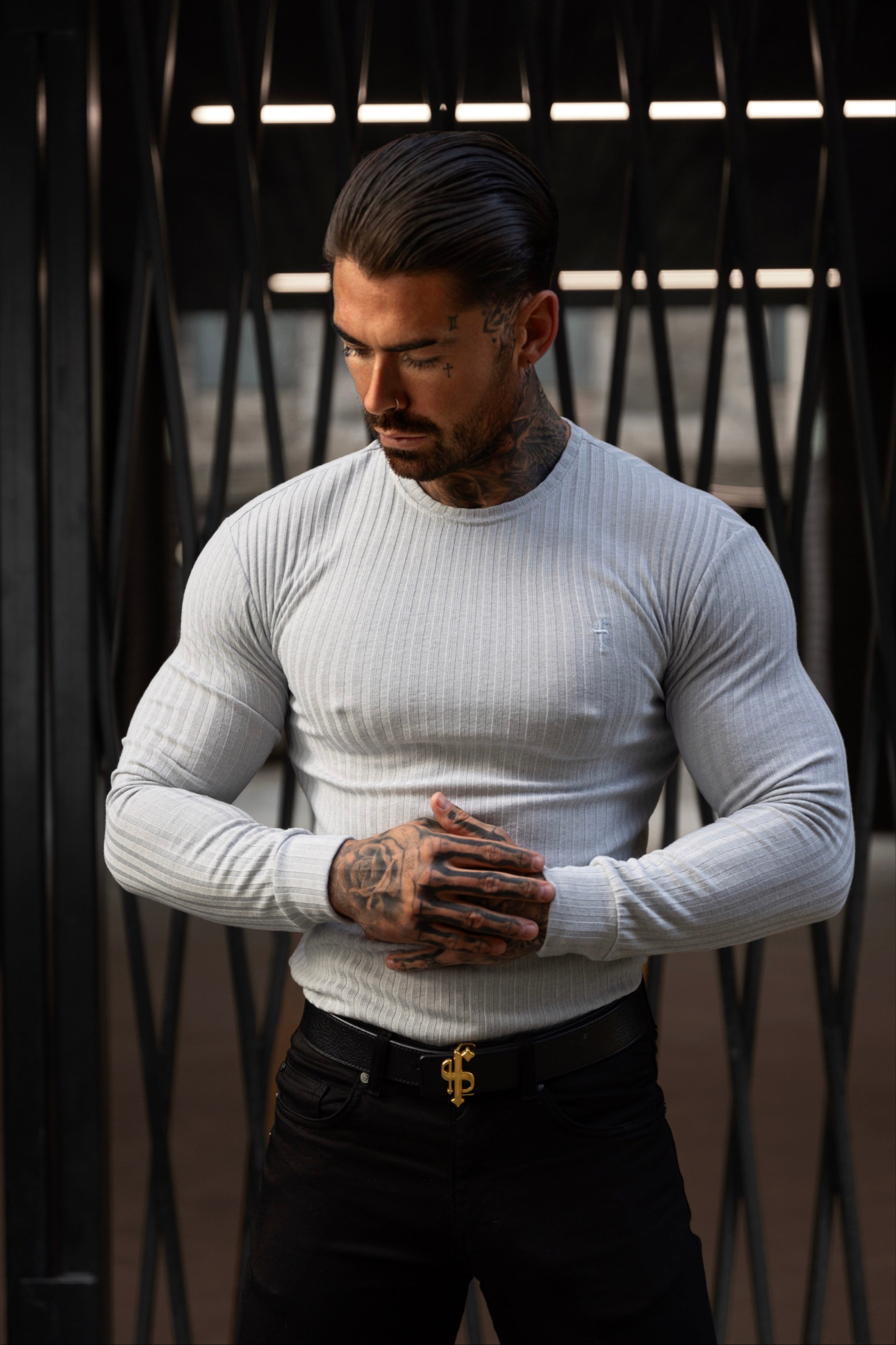Classic Light Grey Ribbed Knit Jumper With Tonal Embroidery - FSH948