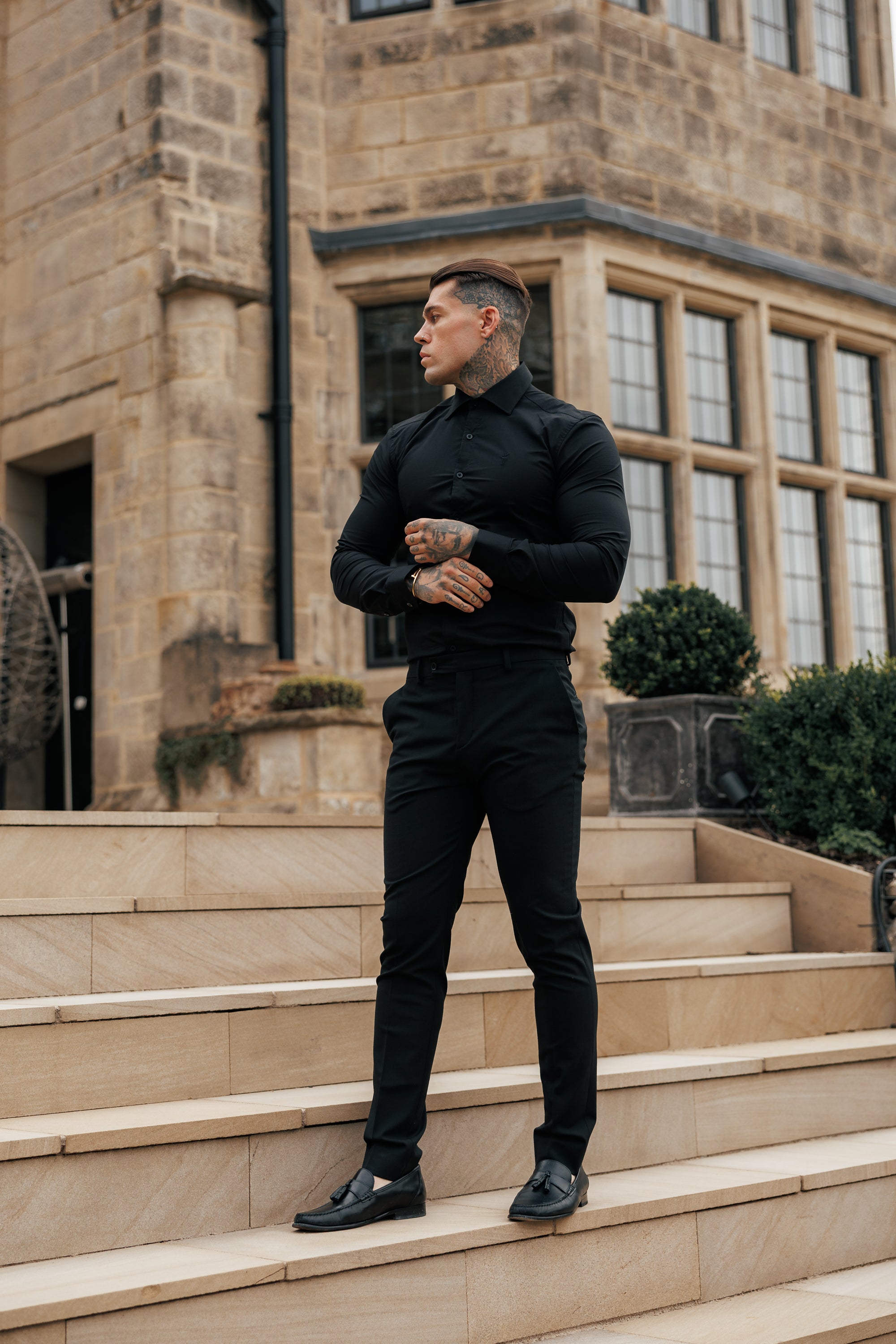 Muscle Fit Advanced Stretch Black Cutaway Collar Shirt  - FS1164