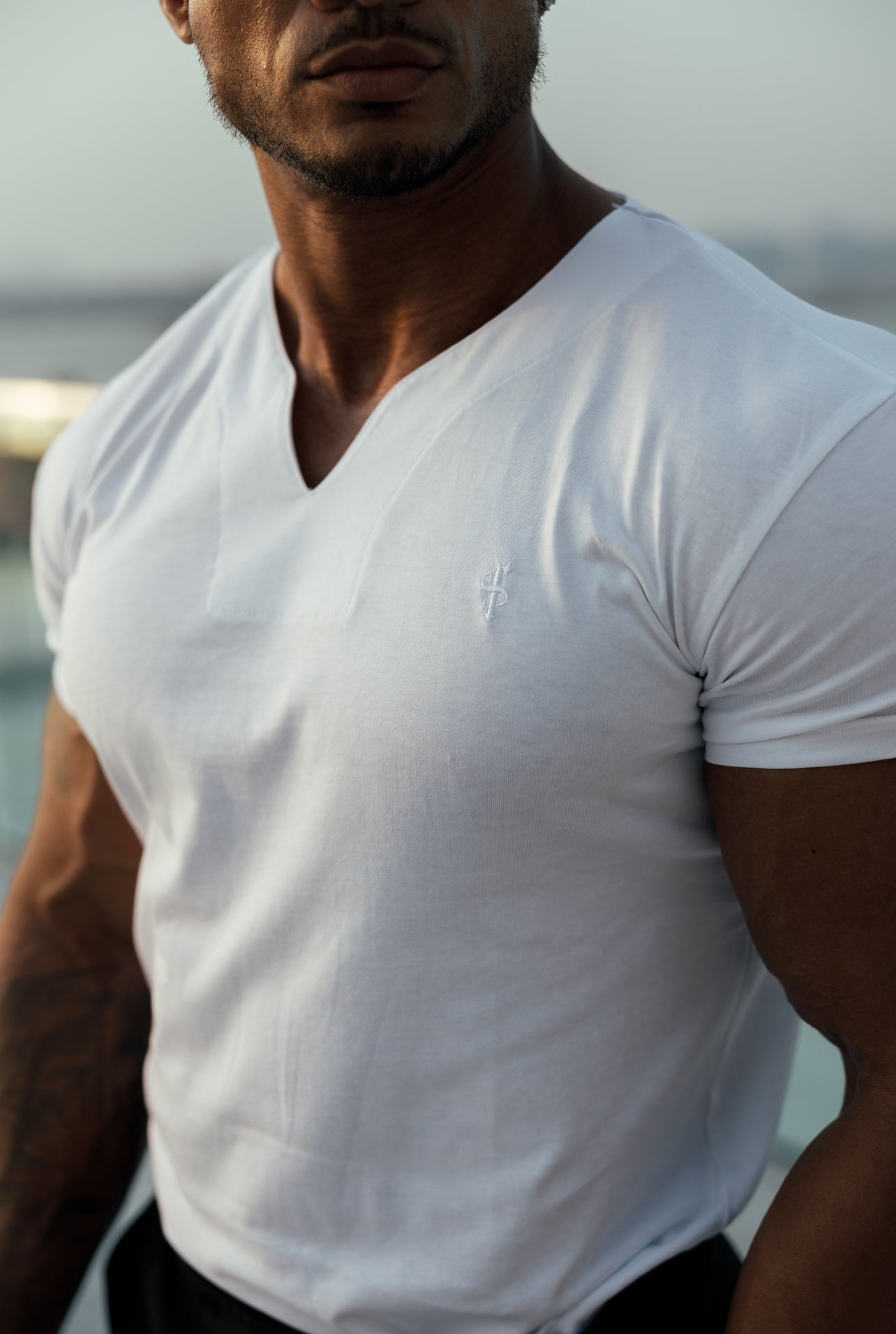 Advanced V Neck Crew Short Sleeve White - FSH1011