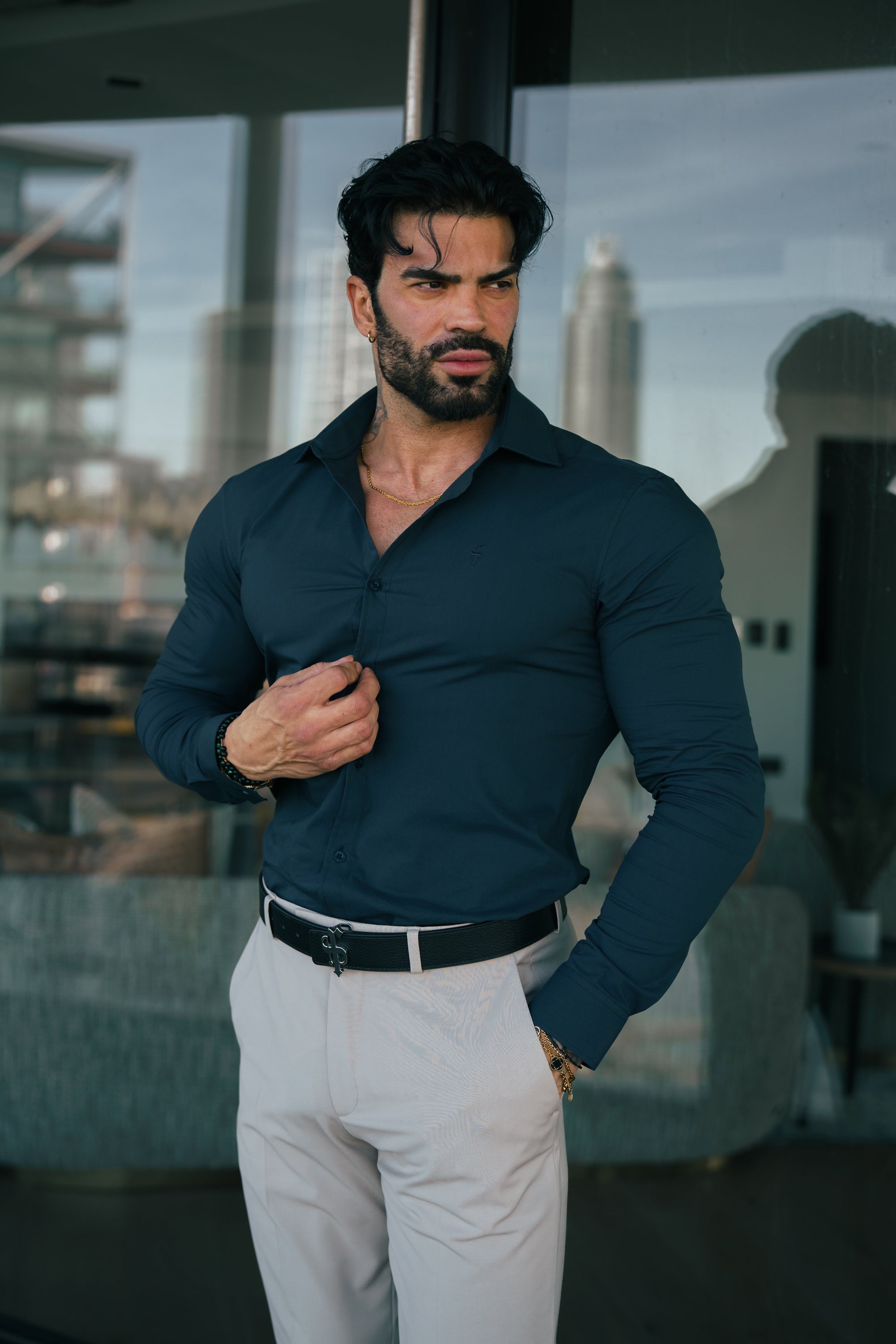 Muscle Fit Advanced Stretch Navy with Cutaway Collar  - FS1168