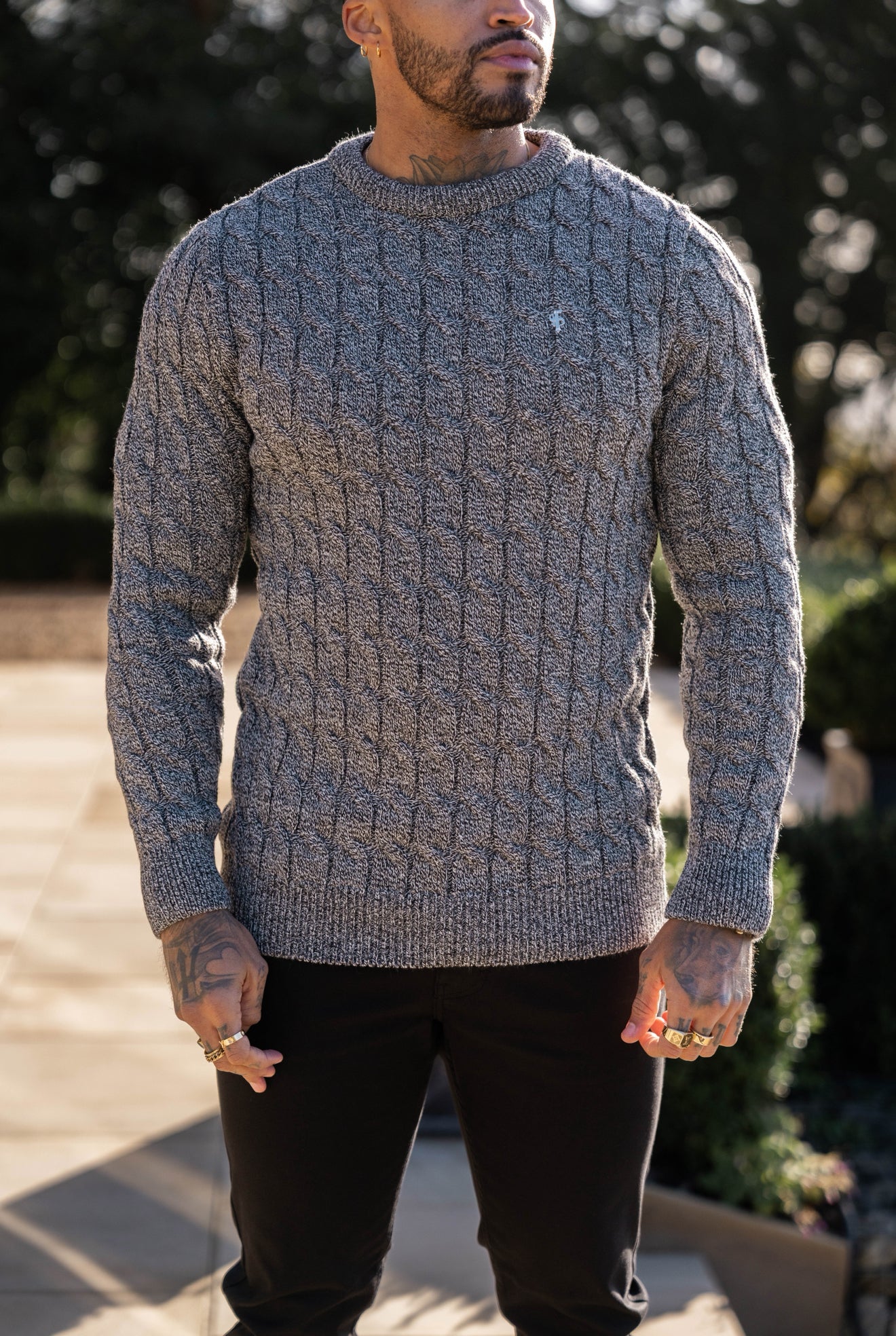 Link Weave Knit Black/ White Two Tone Crew Neck Jumper - FSJ132