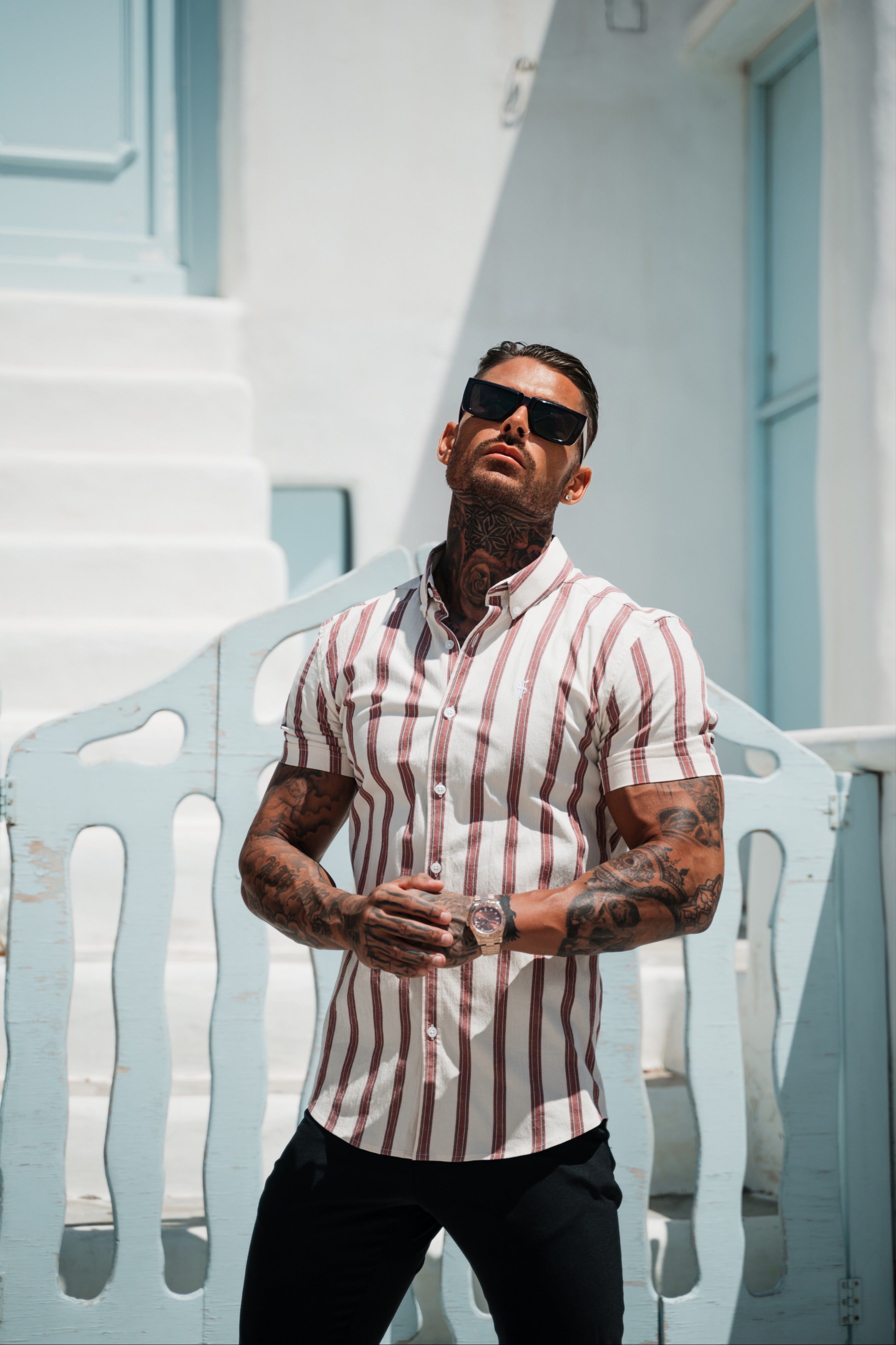 Super Slim Stretch Off White / Burgundy Woven Stripe Short Sleeve with Button Down Collar - FS972