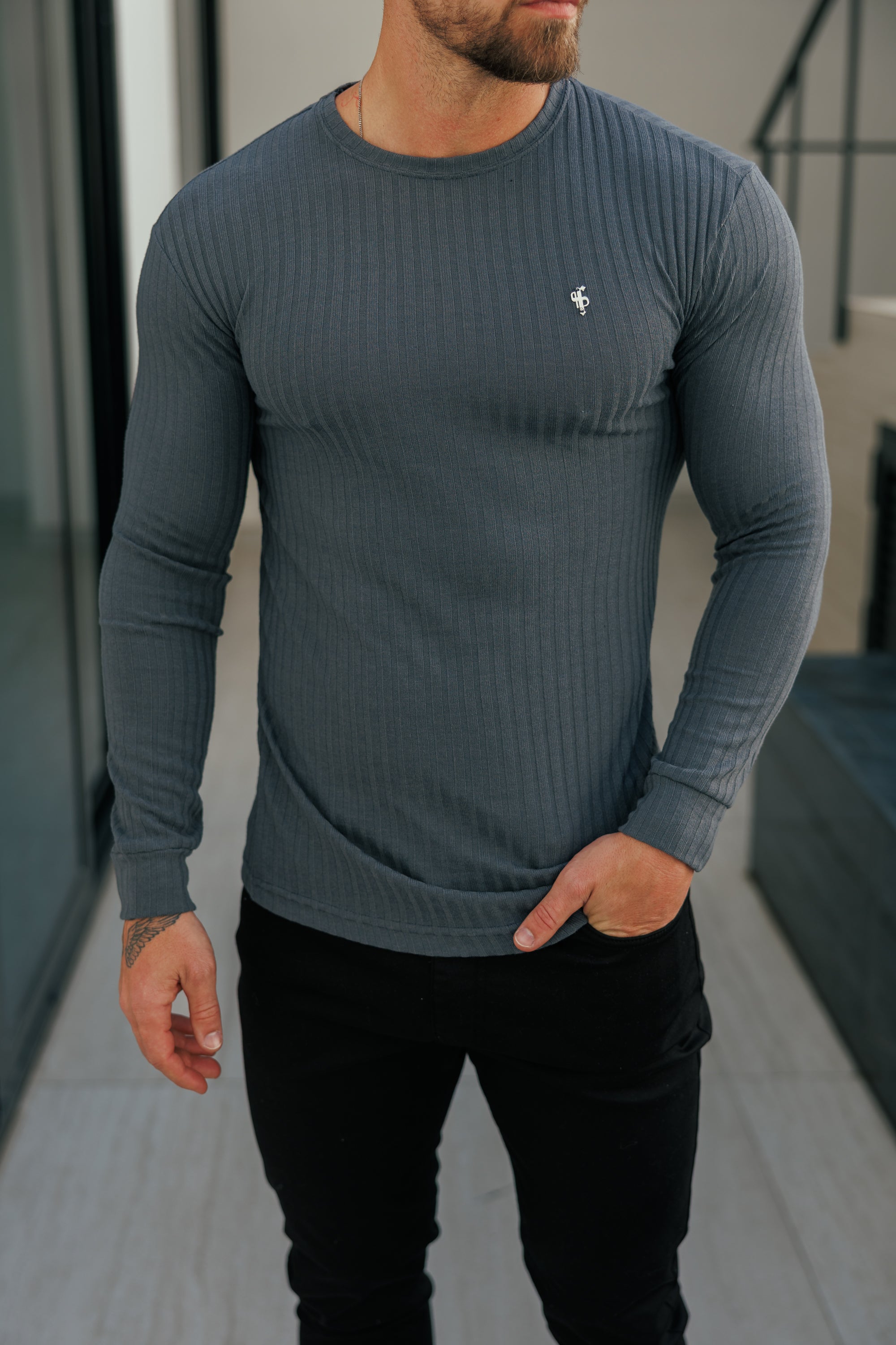 Super Slim Charcoal Ribbed Knit Jumper With Silver Metal Emblem - FSH947