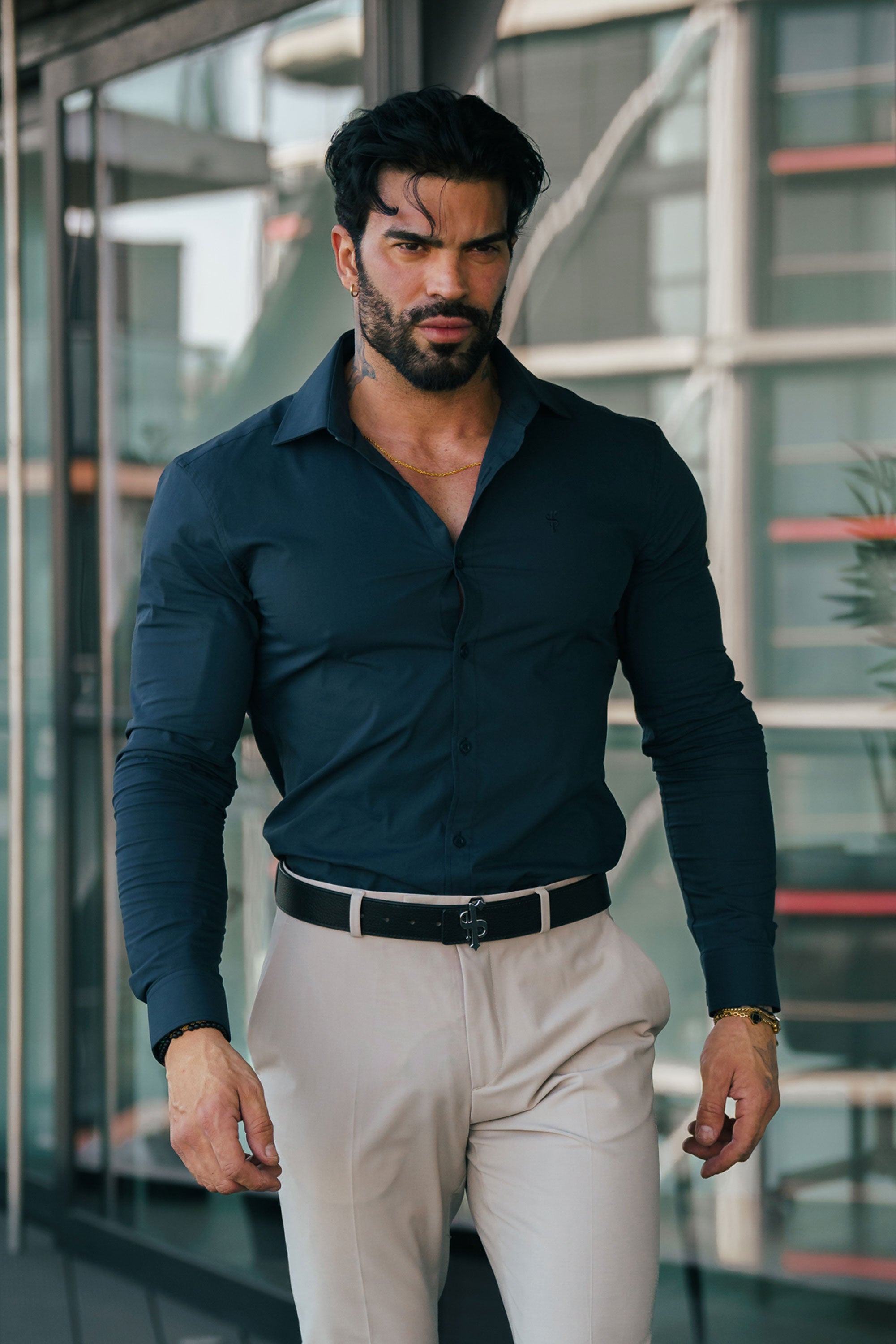 Muscle Fit Advanced Stretch Navy with Cutaway Collar  - FS1168