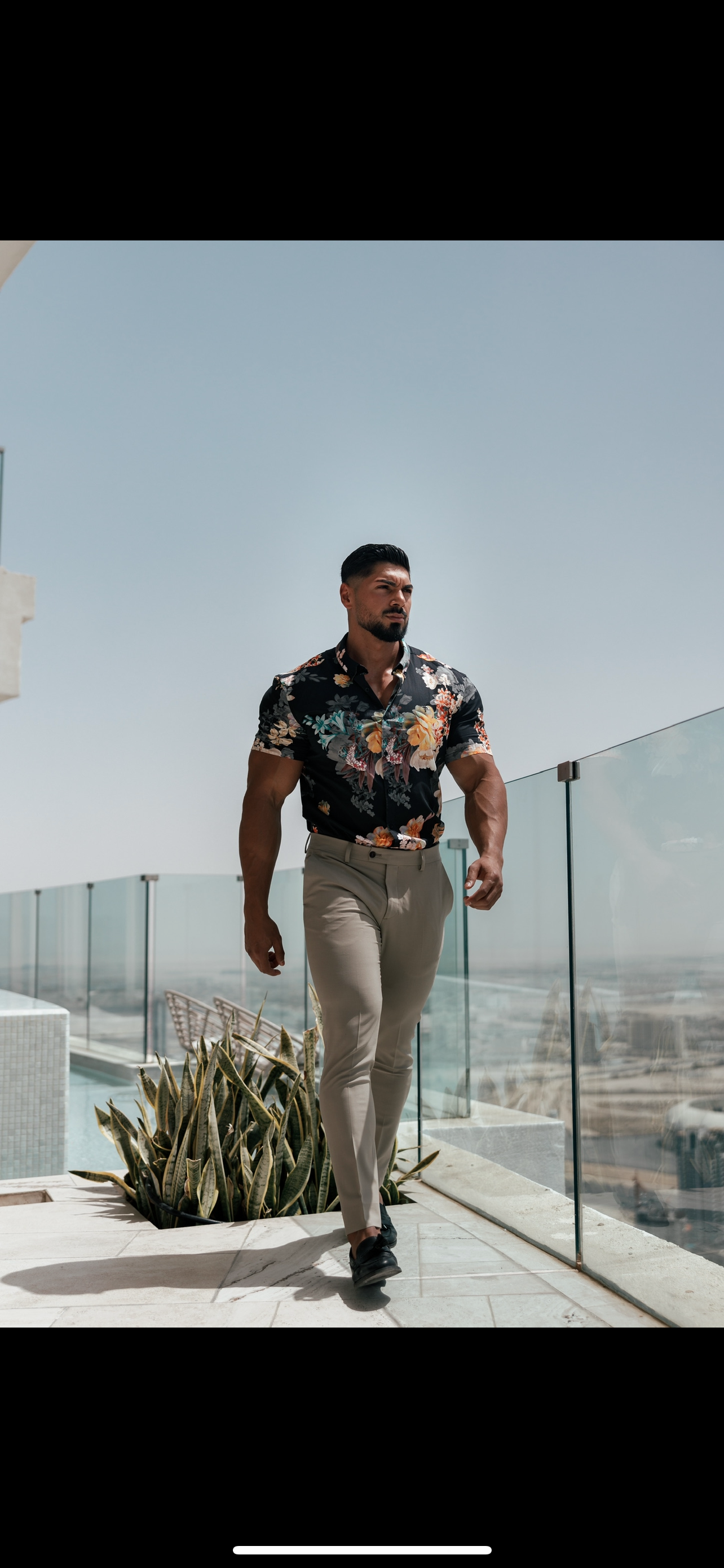 Super Slim Stretch Black Mixed Lily Floral Print Short Sleeve with Button Down Collar - FS855