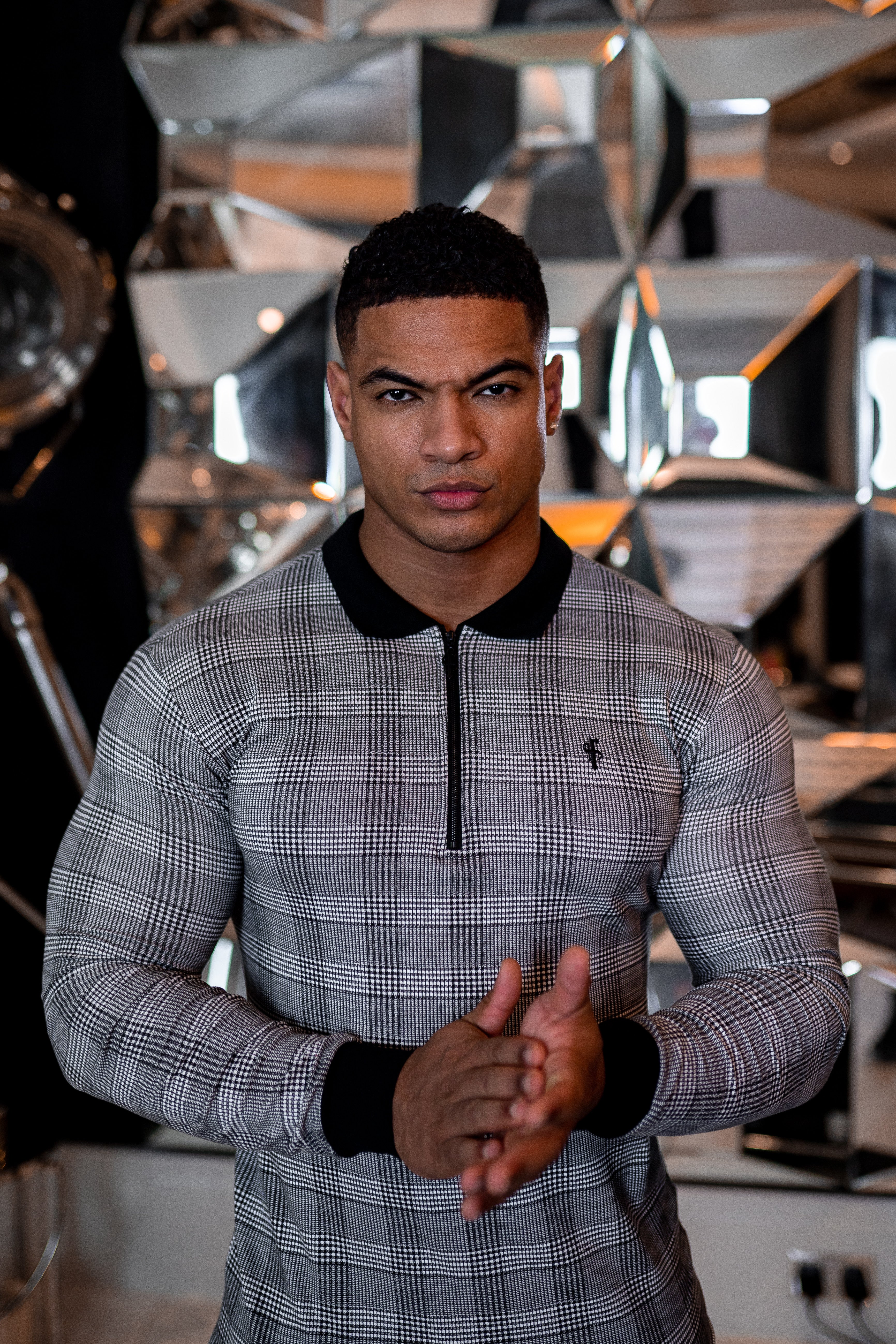 Prince Of Wales Zipped Long Sleeve Polo Shirt- FSH437