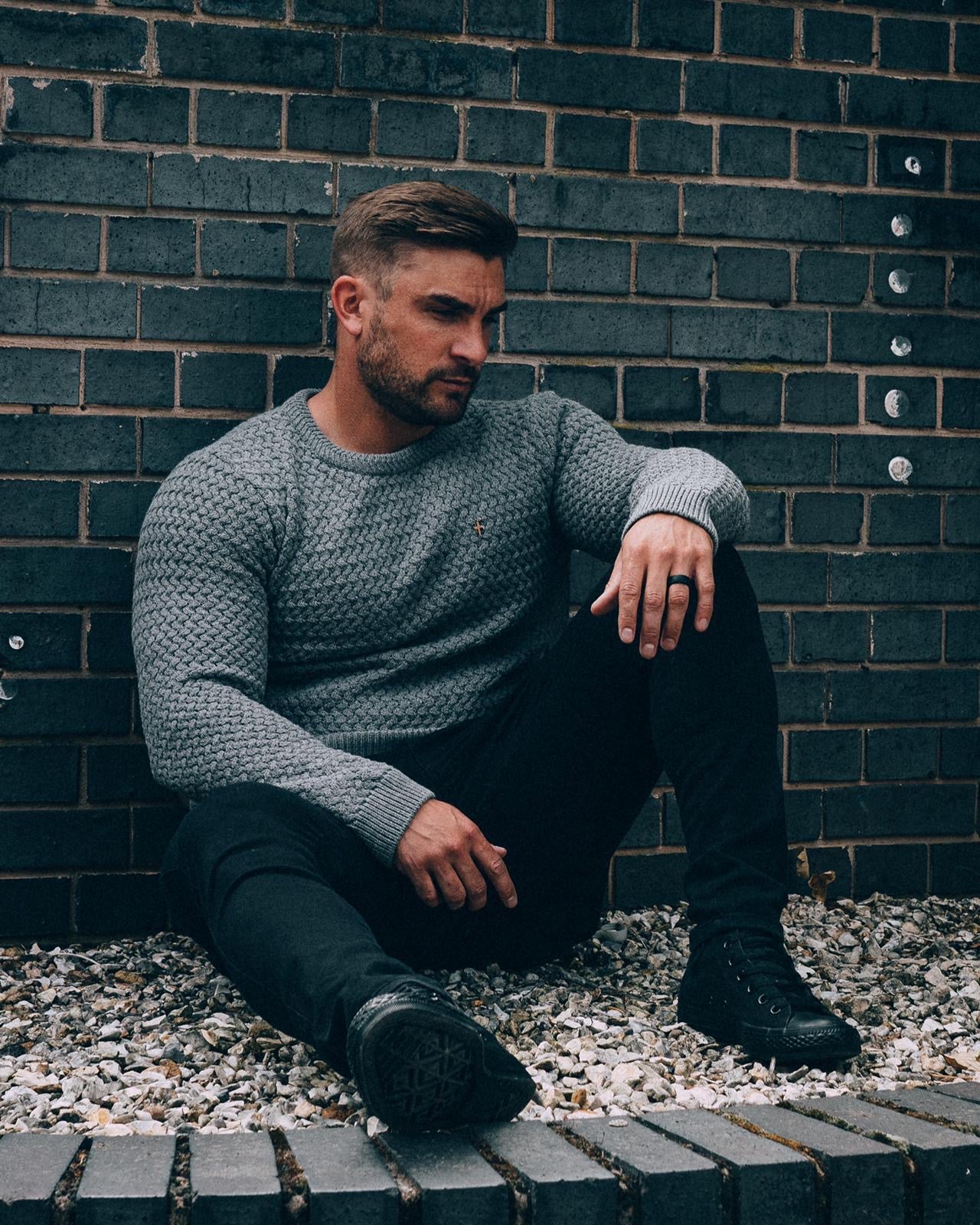 Grey Knitted Weave Super Slim Jumper With Metal Decal - FSJ016